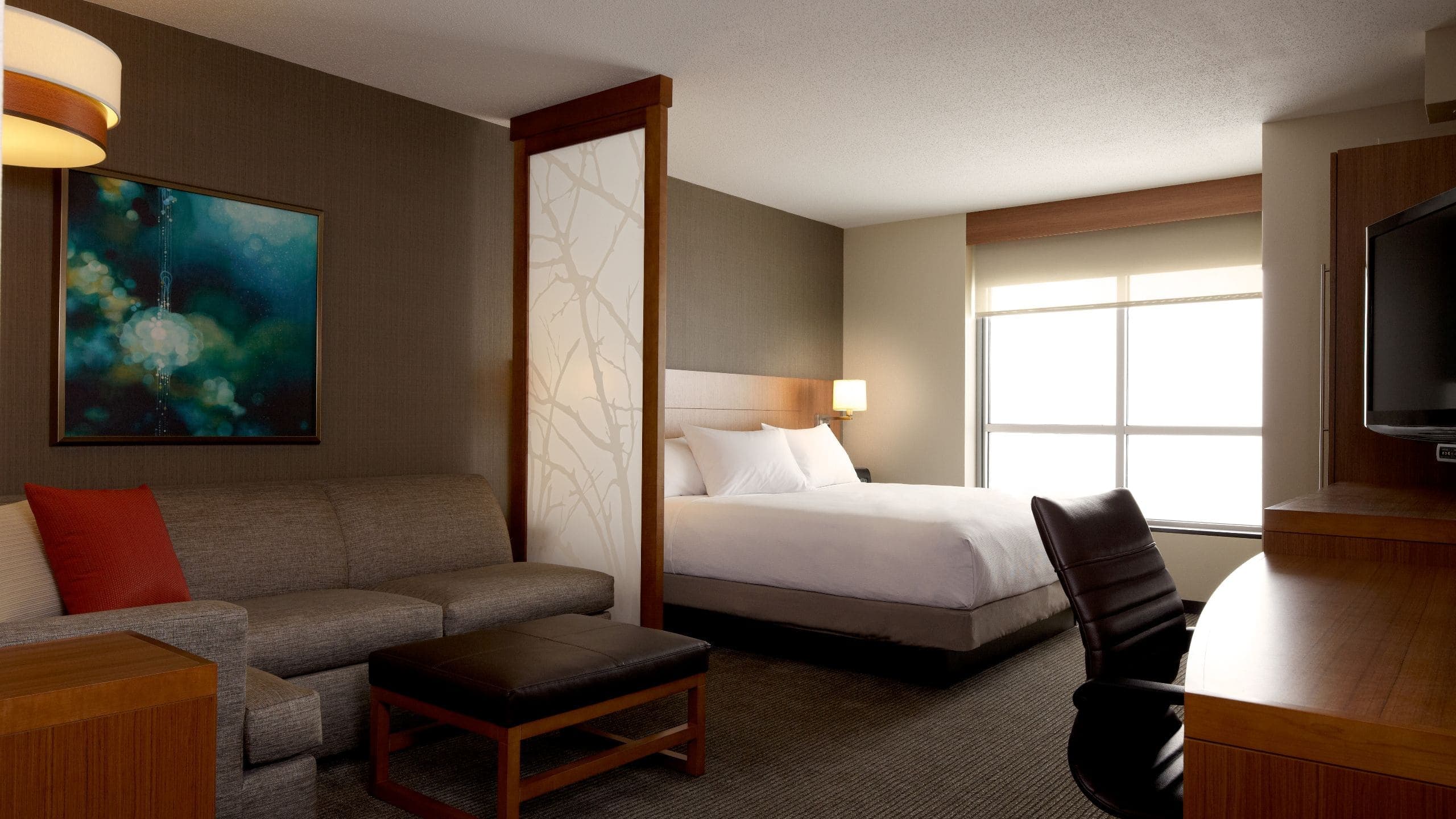 King Bed (with Sofa Bed) - Image 1