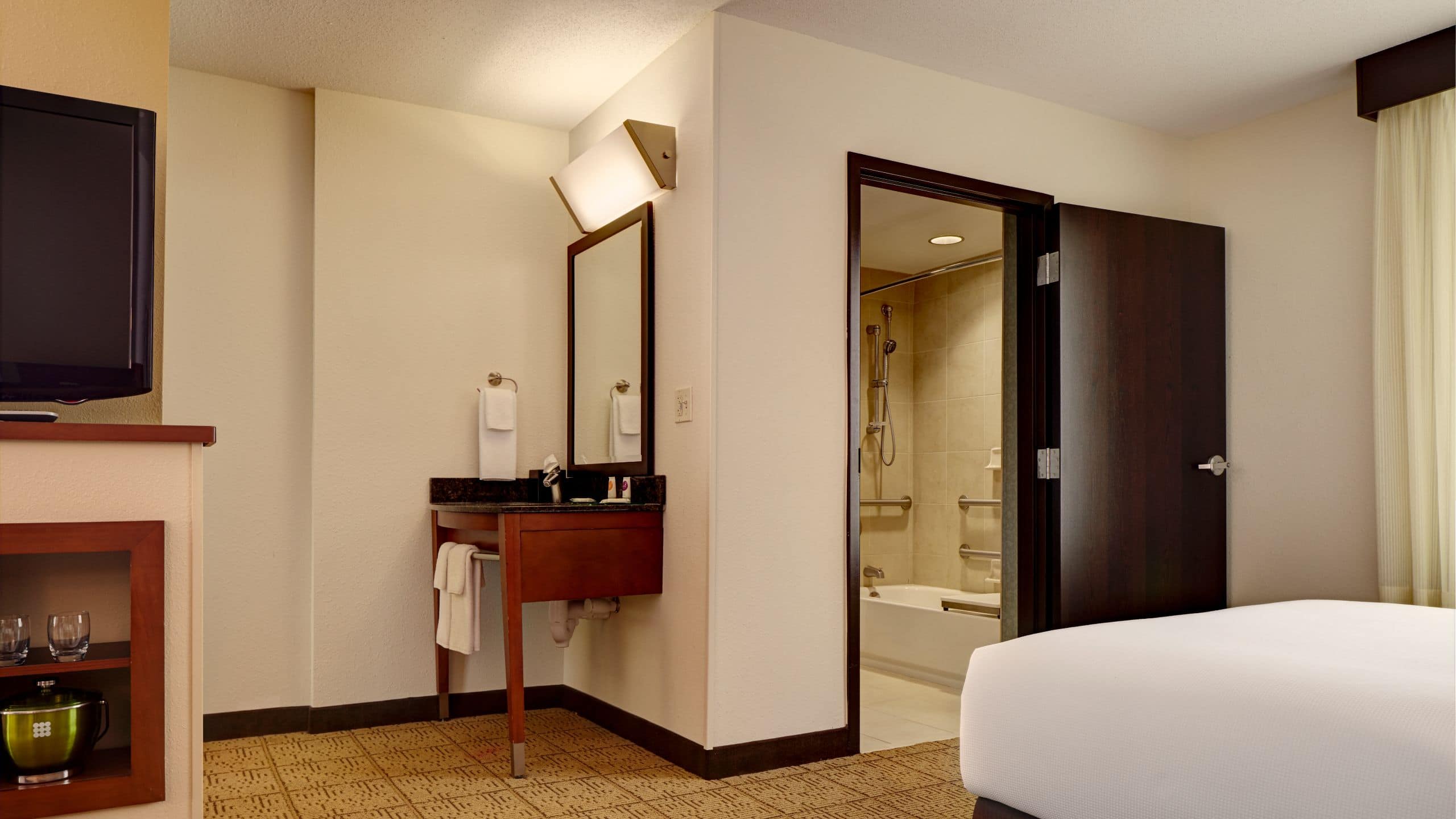 King Bed (with sofa bed) - Image 1