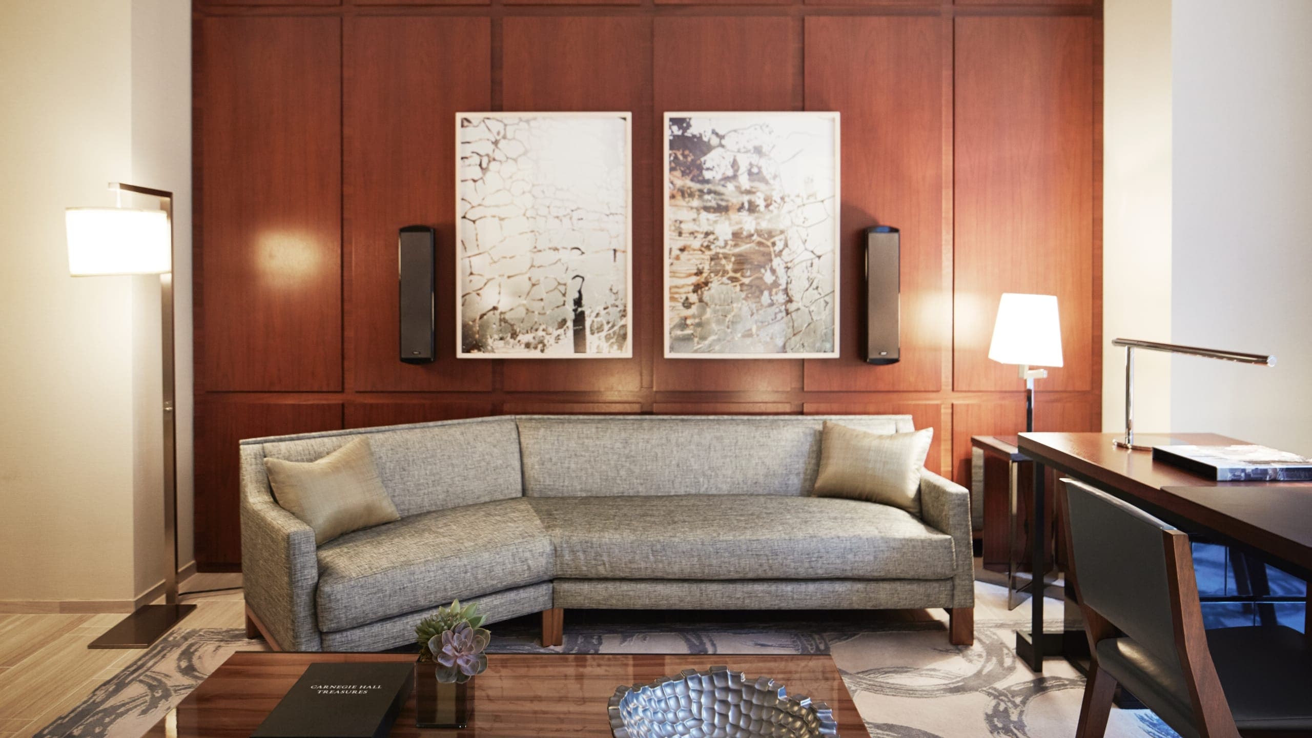 1 Bedroom Suite - Image 2