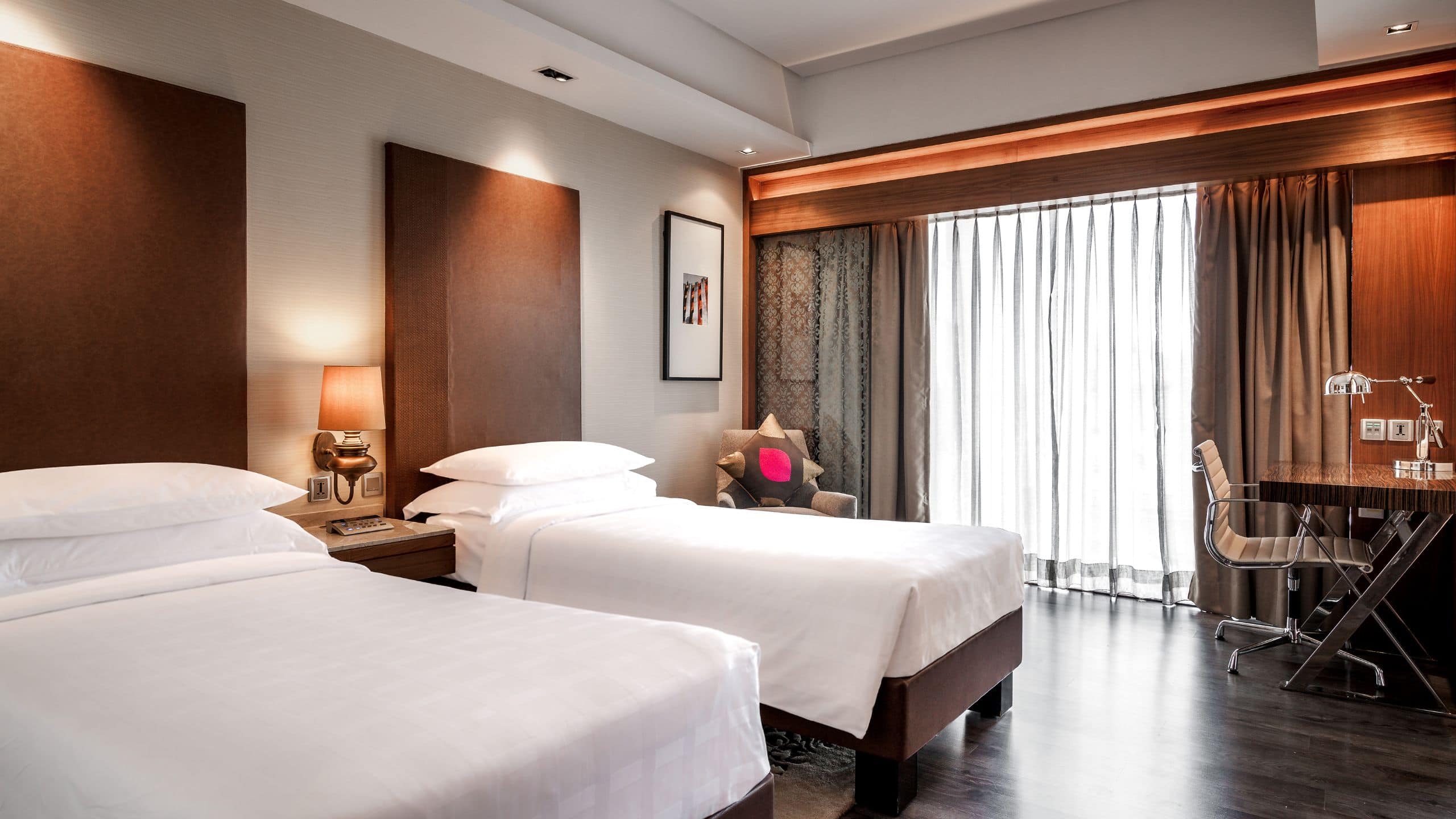 2 Twin Beds - Image 1