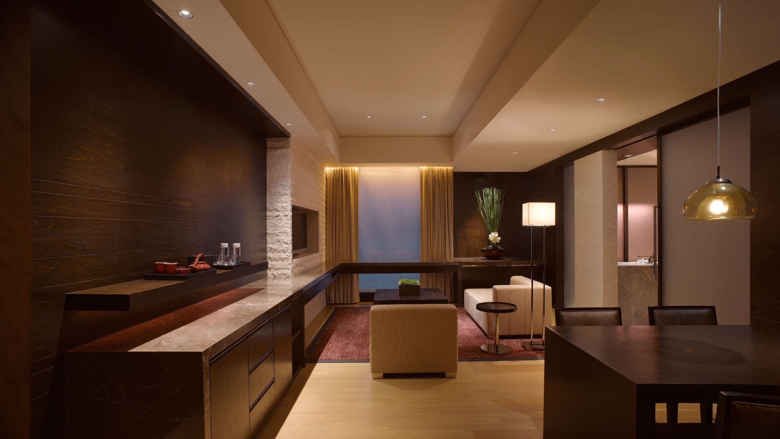 Grand Deluxe Suite King - Image 1