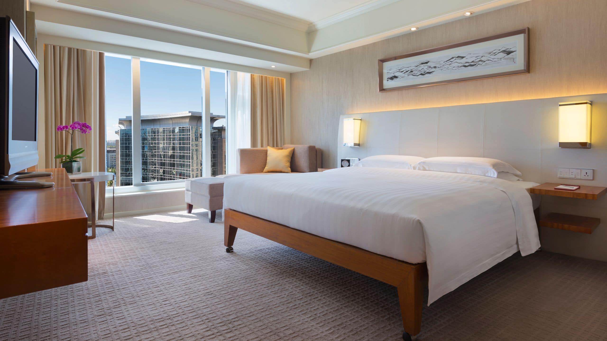1 King Bed - Image 1