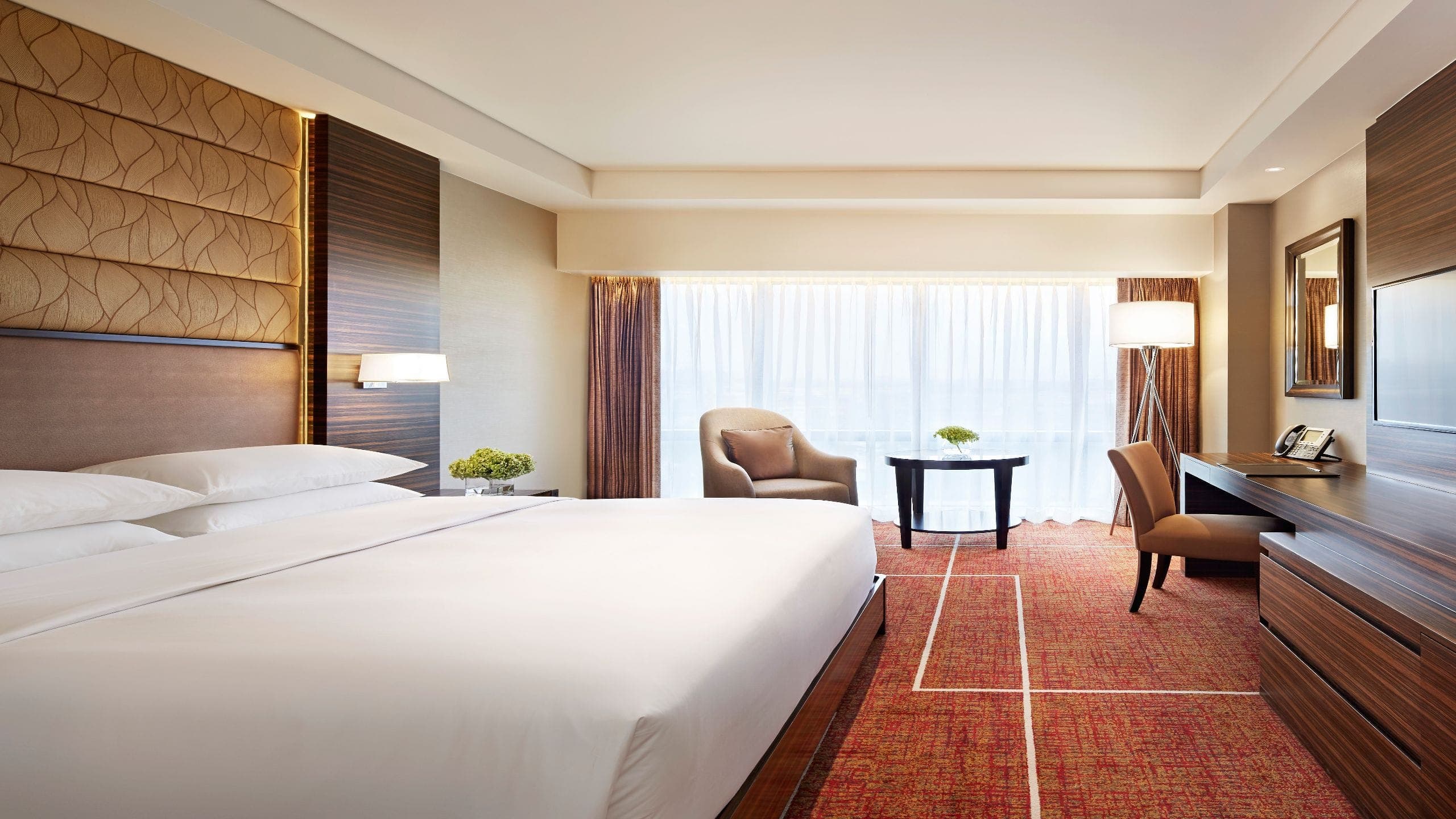 1 King Bed - Image 1