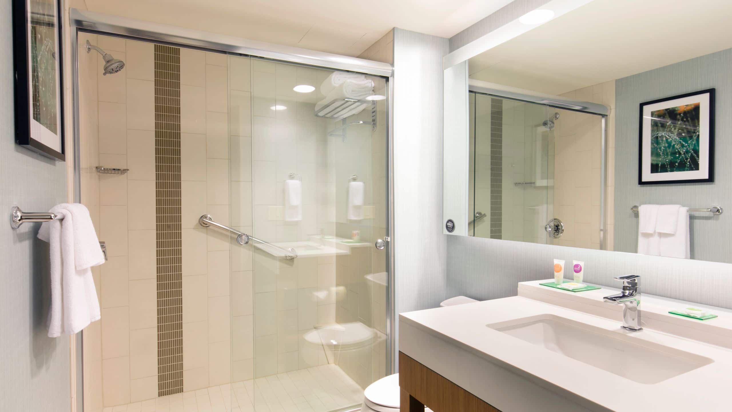 Hyatt Place Charleston/Historic District - Image 2