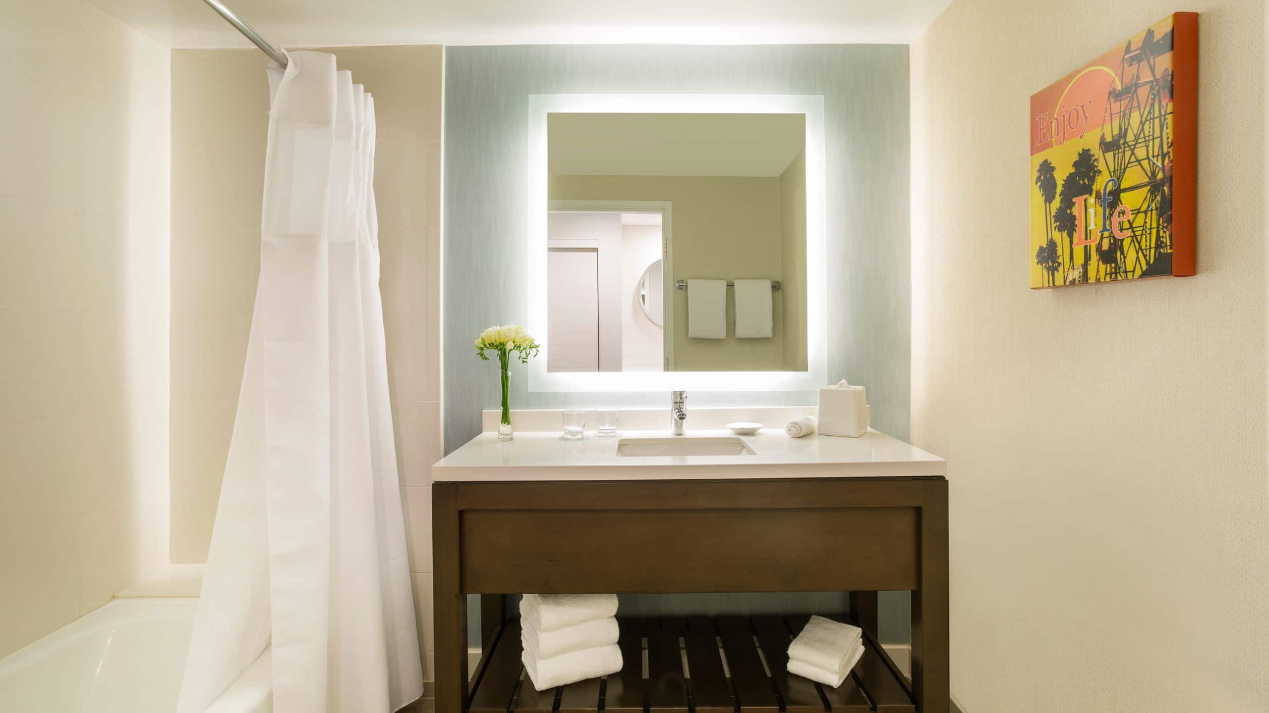 Hyatt Regency Newport Beach - Image 4