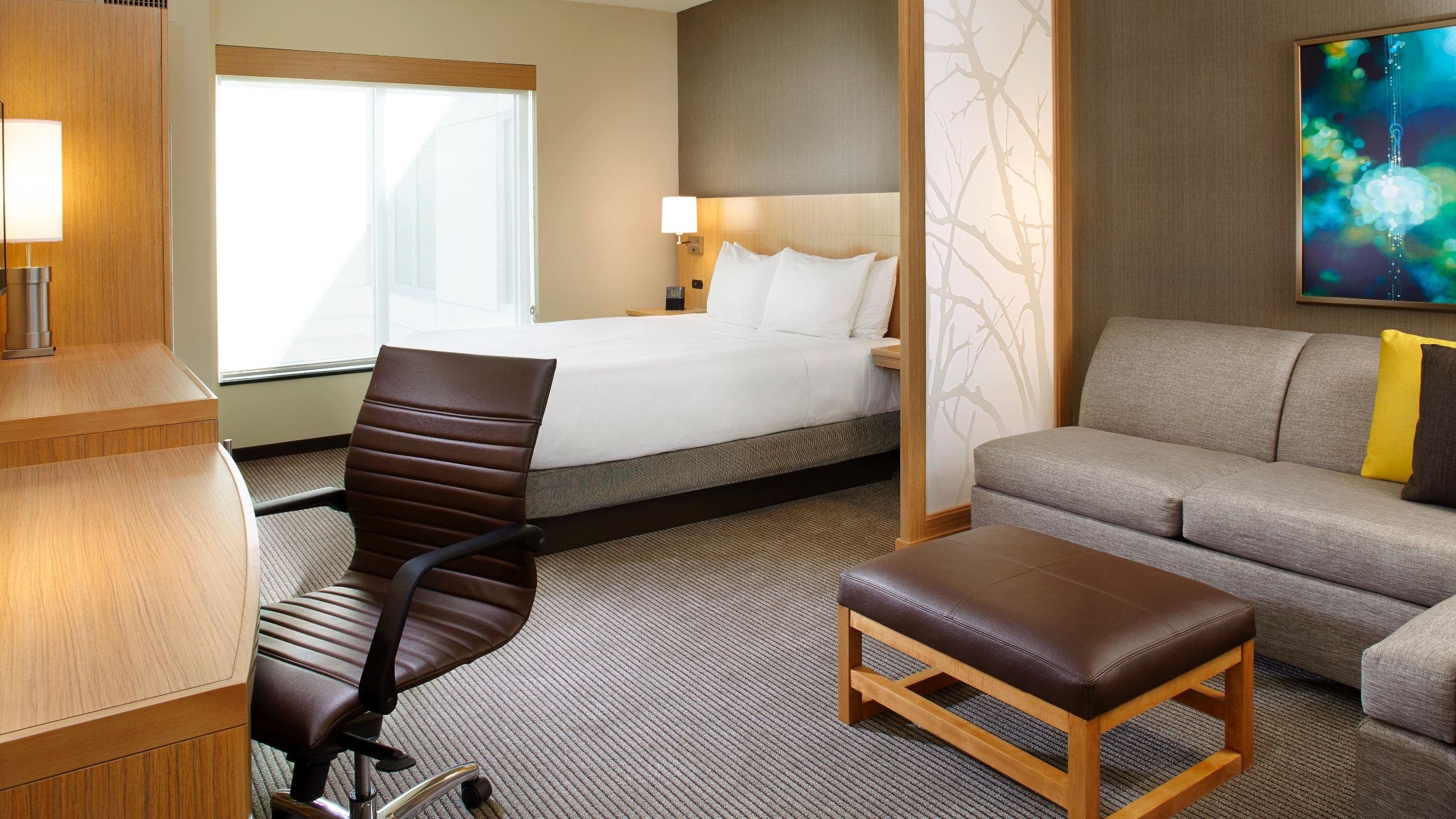 King Bed (with sofa bed) - Image 1