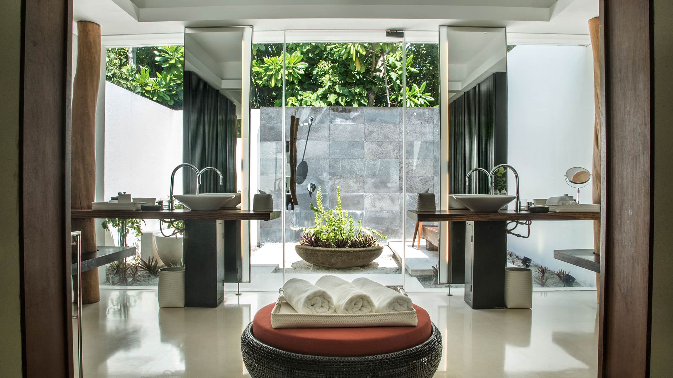 Beach Villa - Image 4