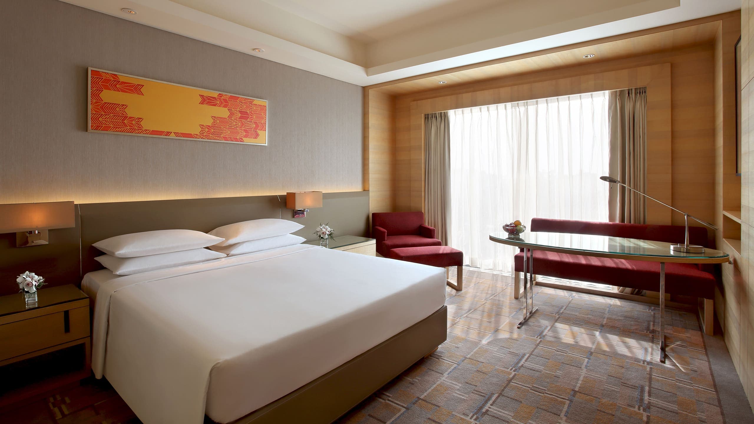 1 King Bed - Image 1