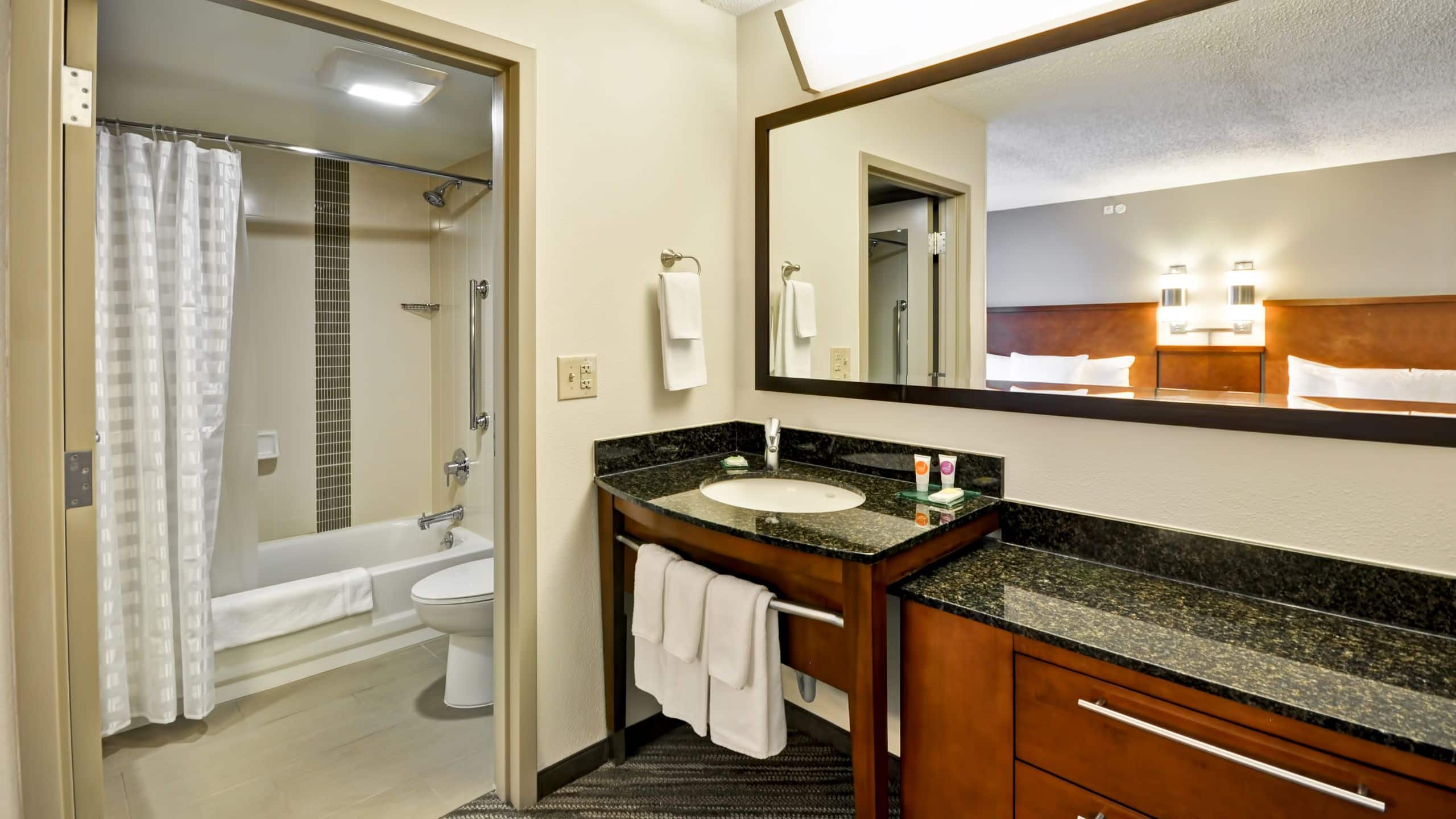 Two Double Beds (With Sofa Bed) - Image 3