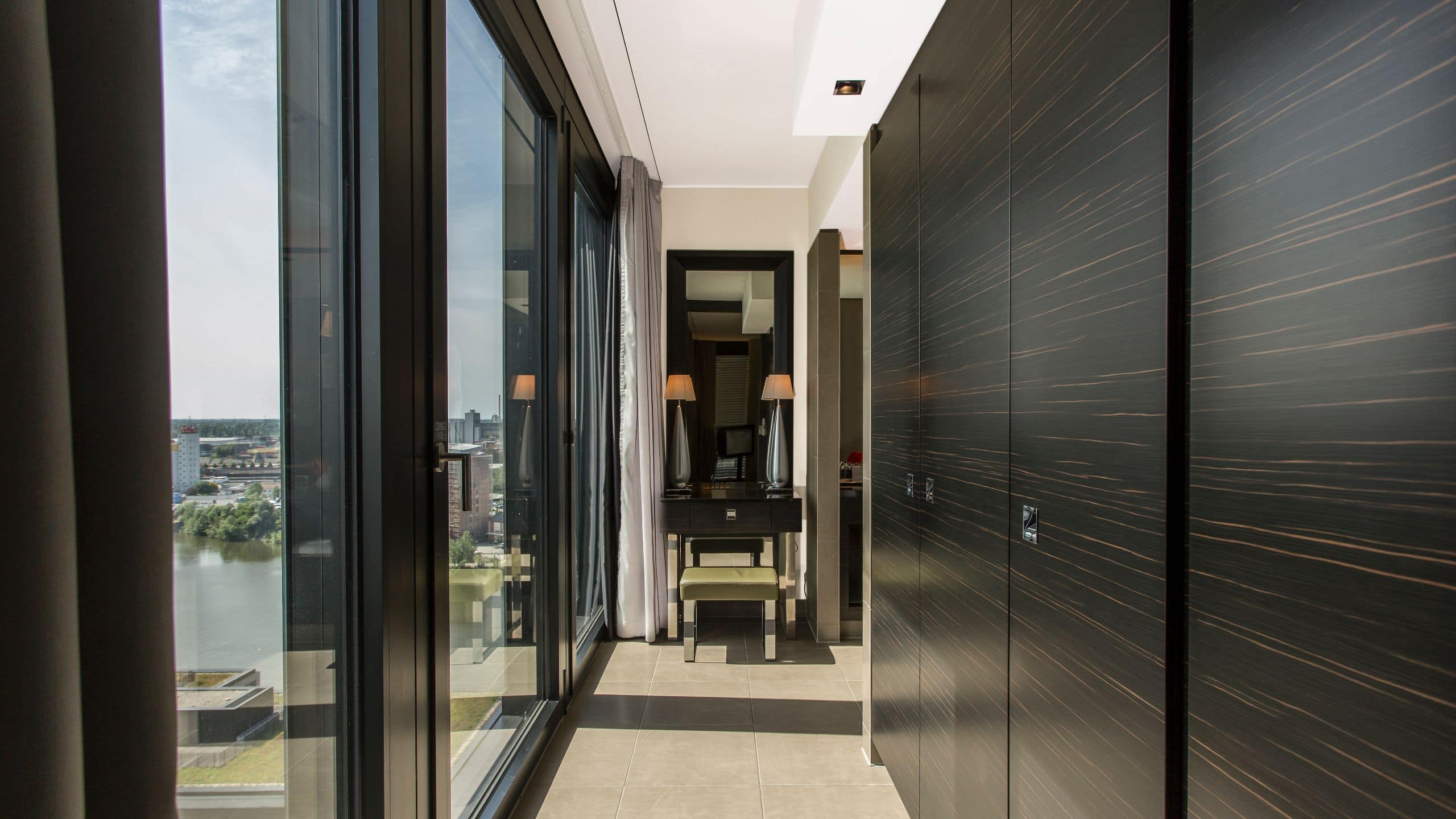 Regency Suite King - Image 2