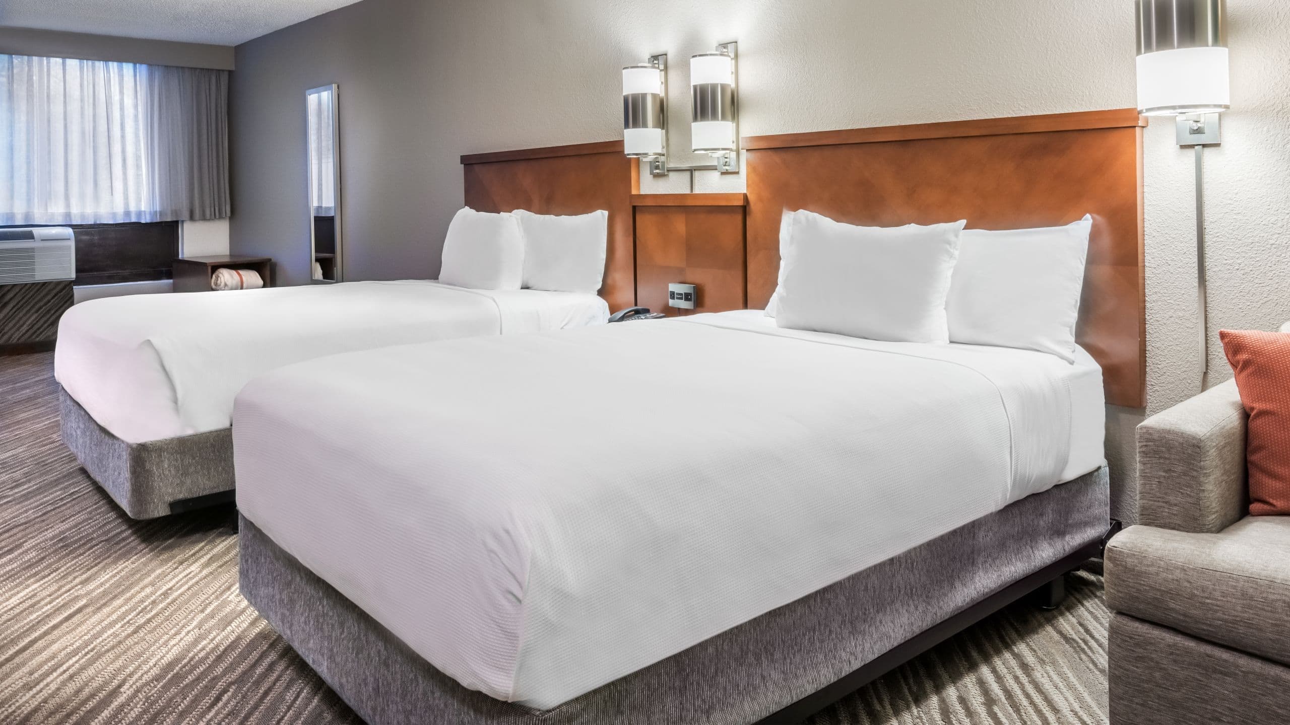 Two Double Beds (With Sofa Bed) - Image 1