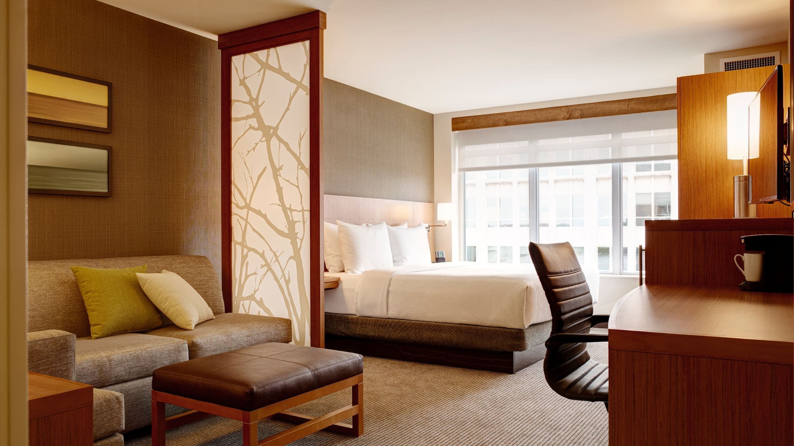 King Bed (with sofa bed) - Image 1