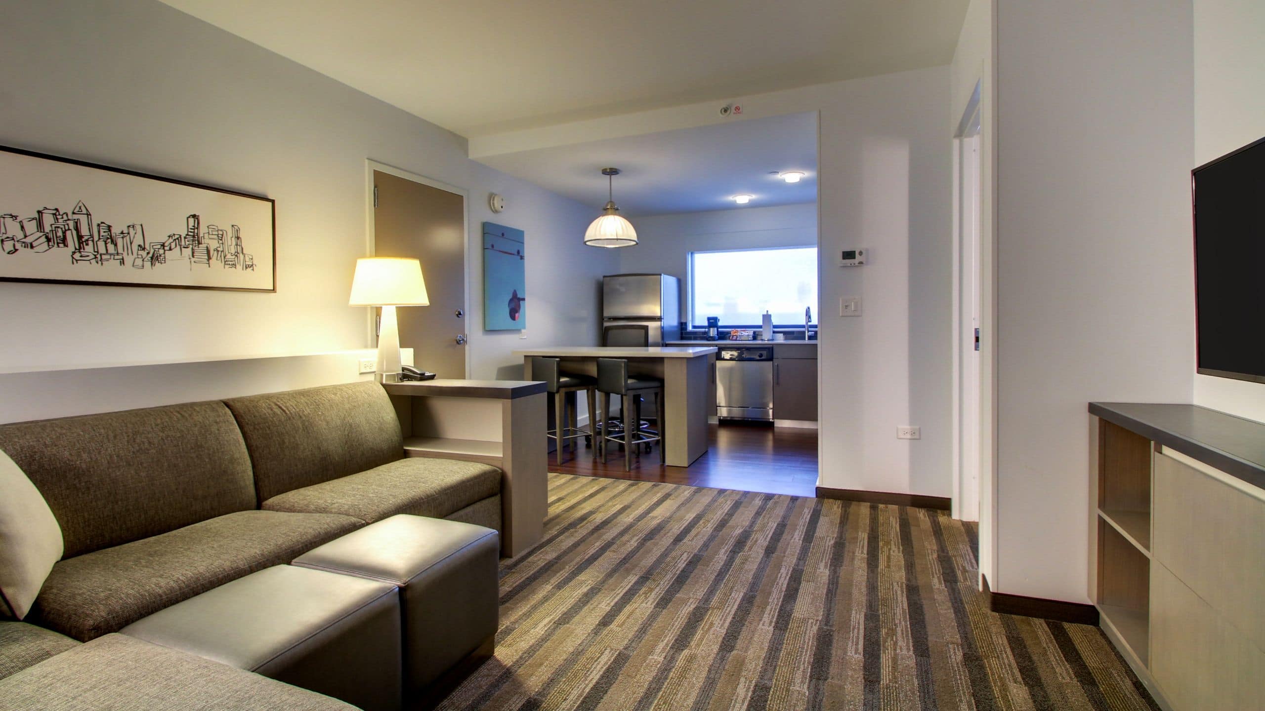 Hyatt House Chicago/Evanston - Image 2