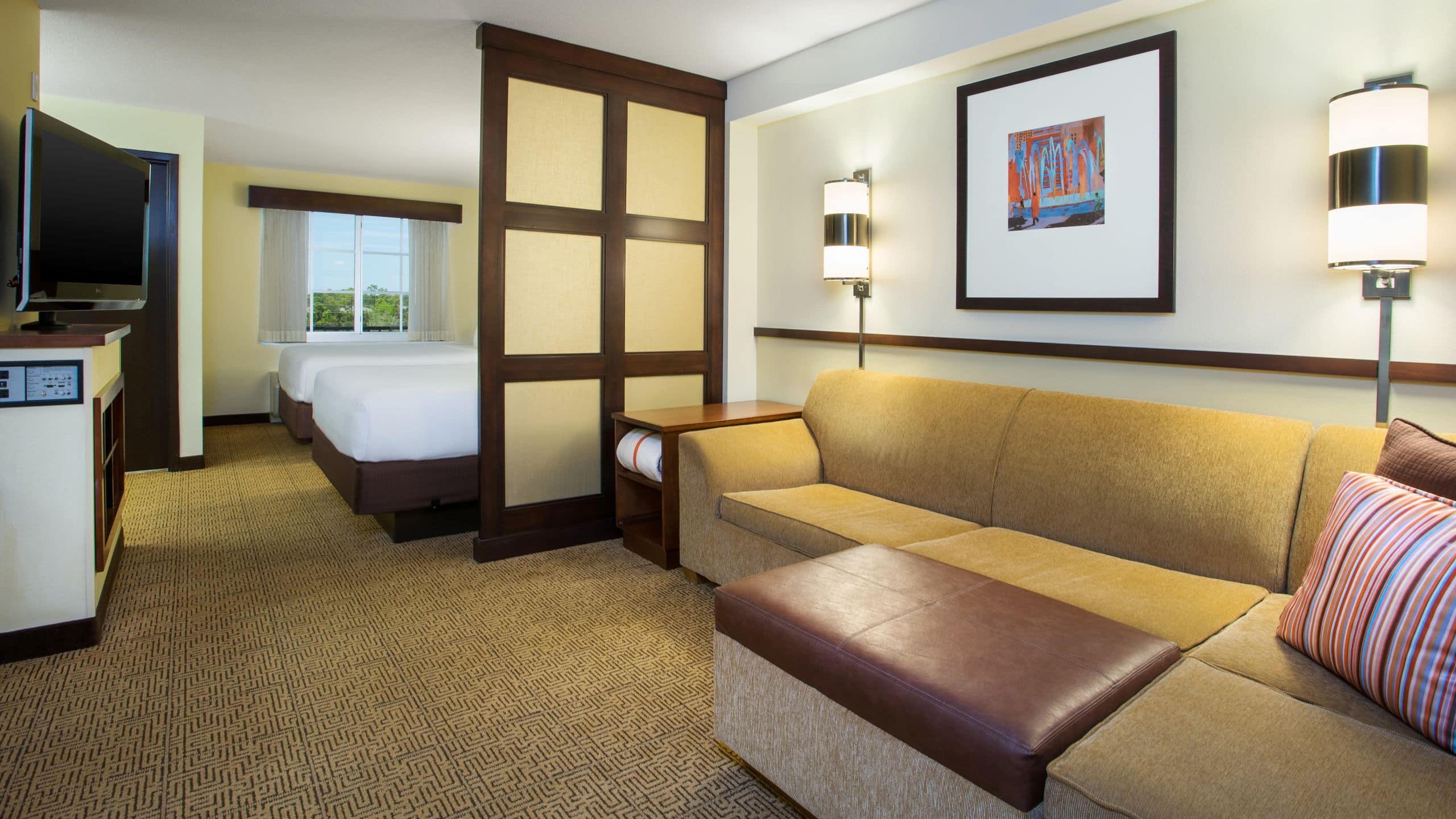 Hyatt Place Coconut Point - Image 4