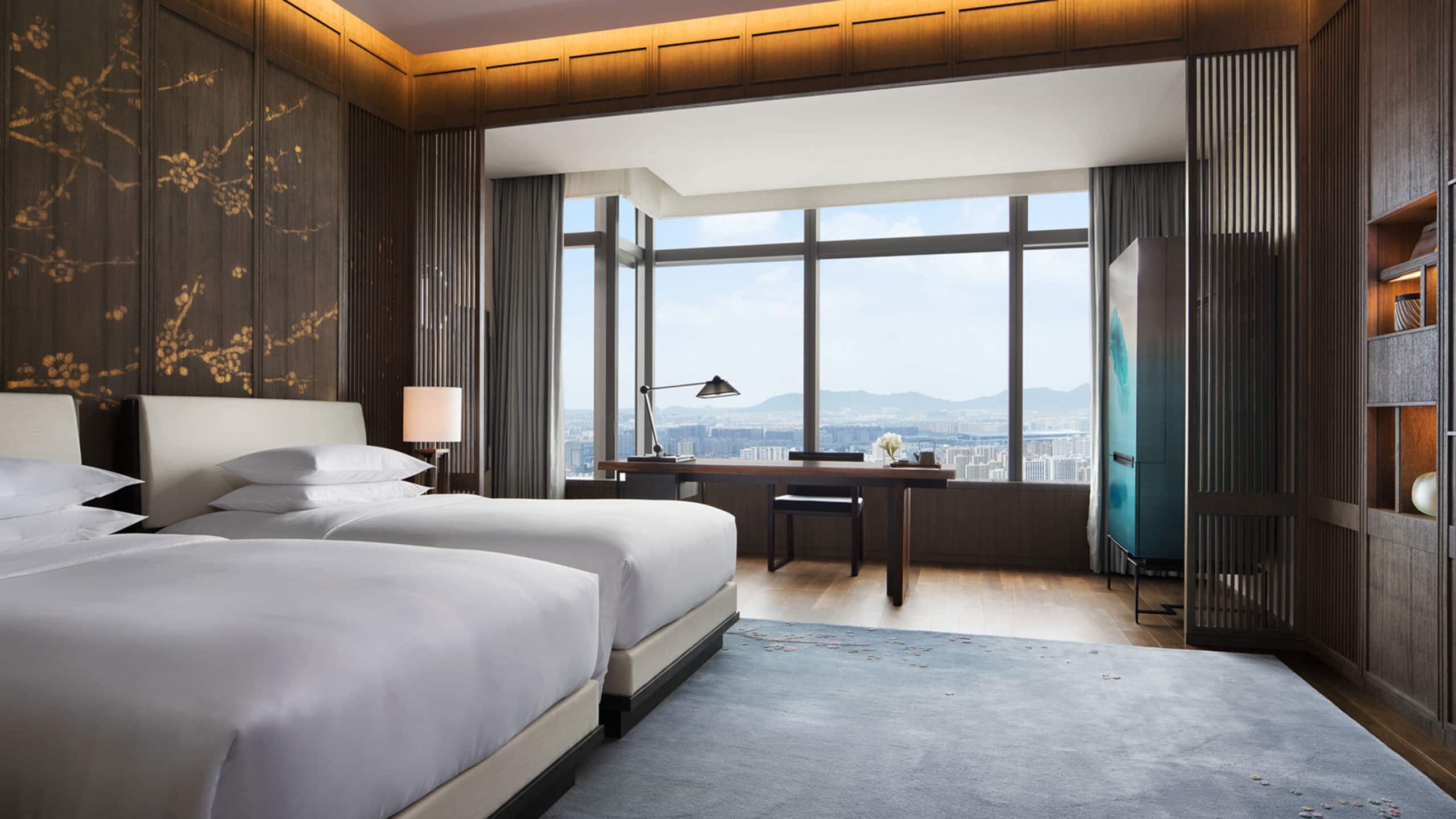 2 Twin Beds - Image 1