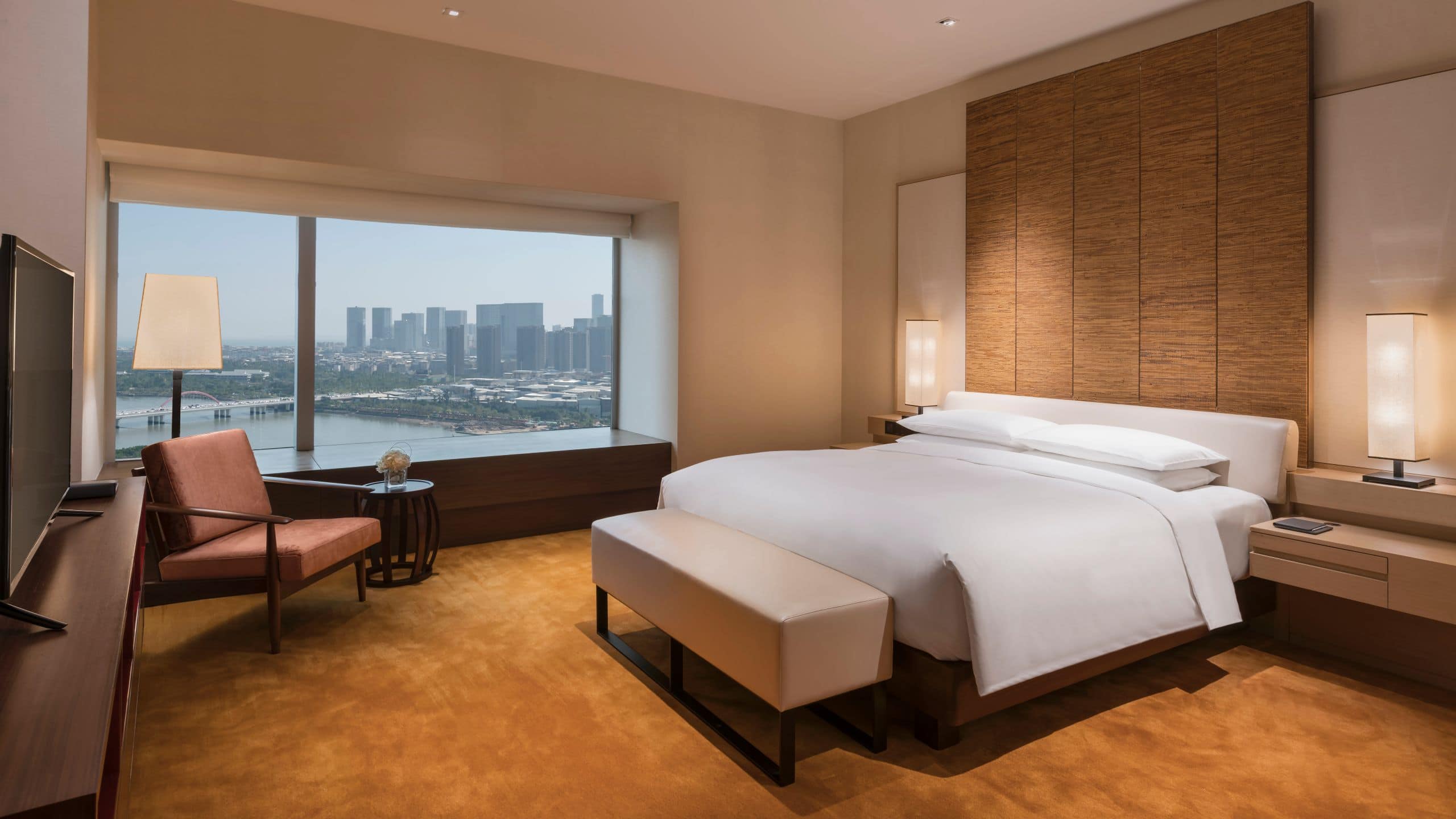 Regency Suite King - Image 1