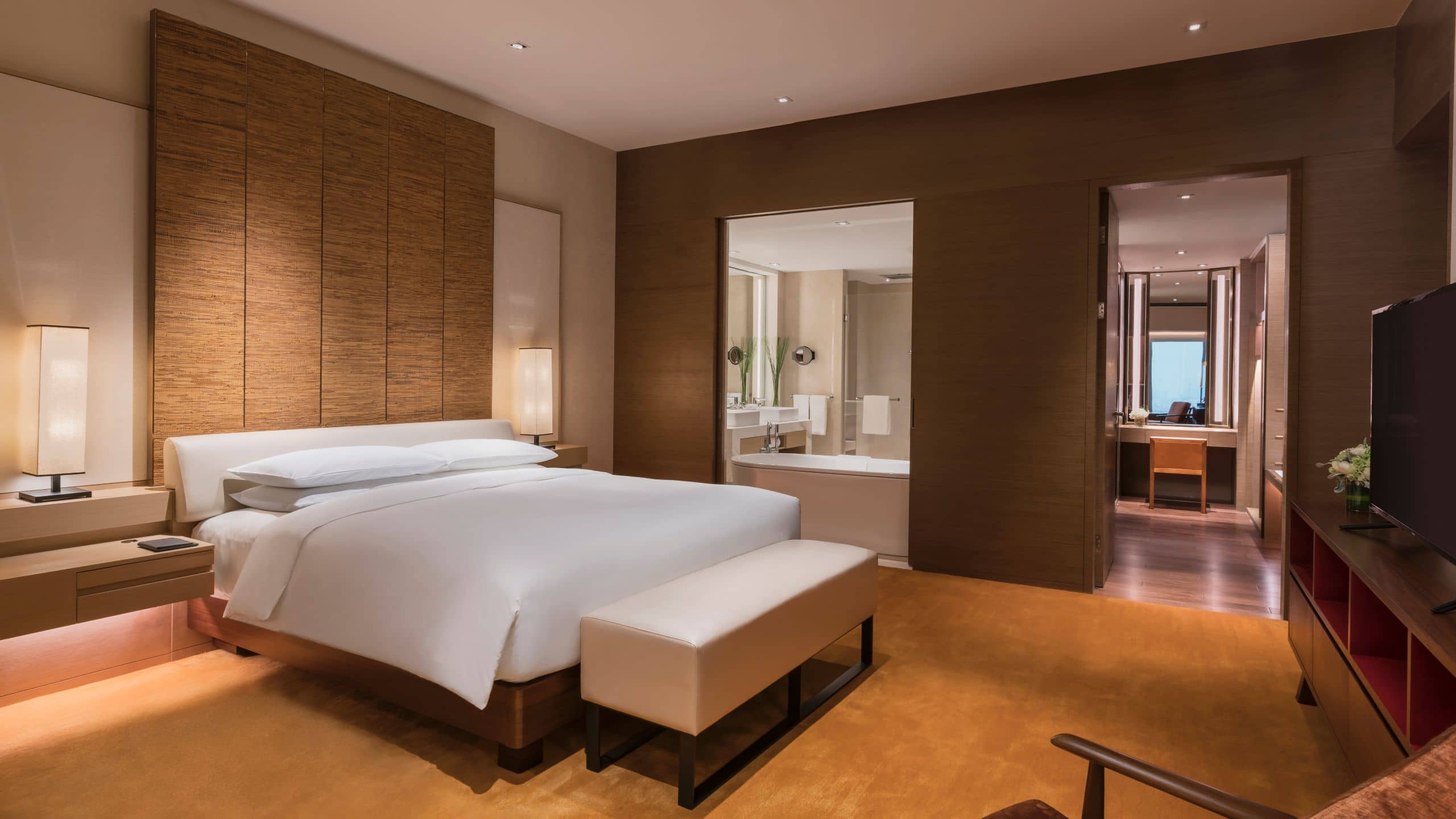 Regency Suite King - Image 2