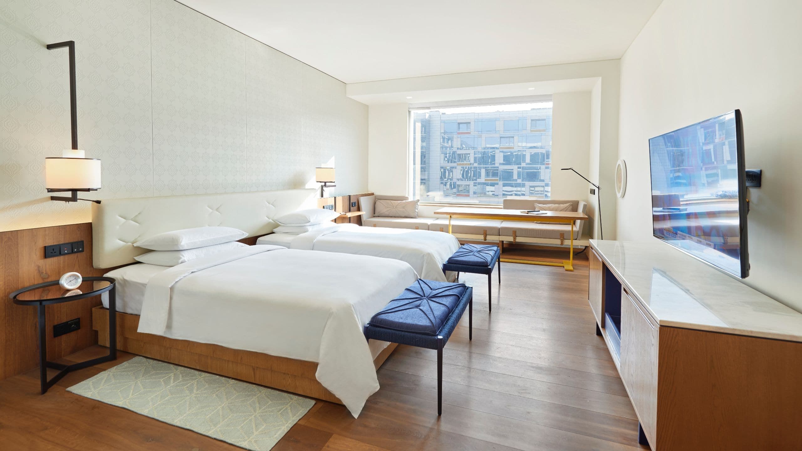 2 Twin Beds - Image 1