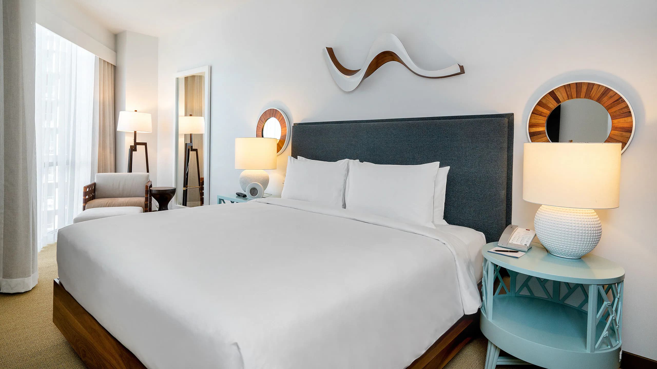 1 King Bed - Image 1