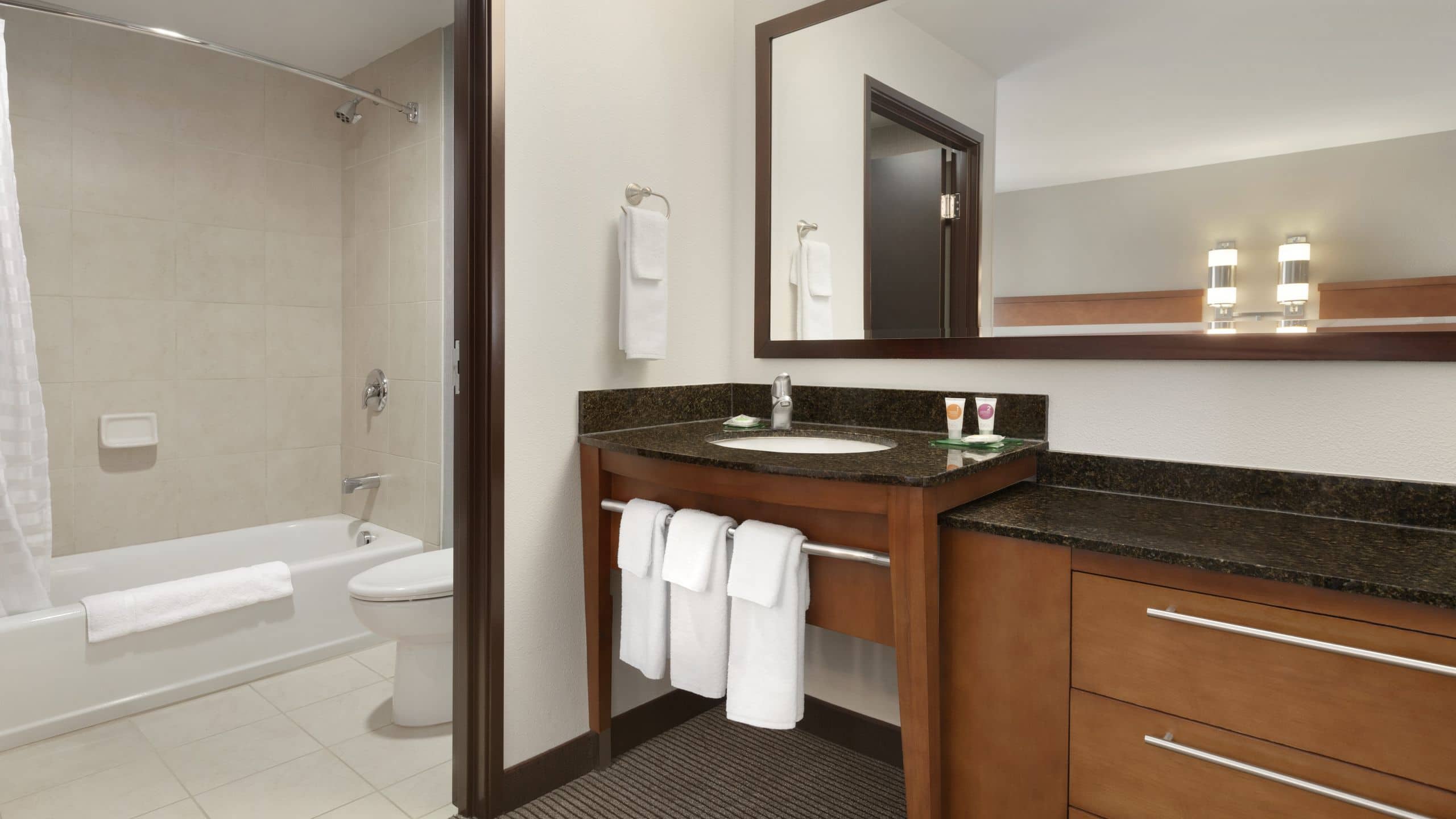 Hyatt Place Portland Airport/Cascade Station - Image 5