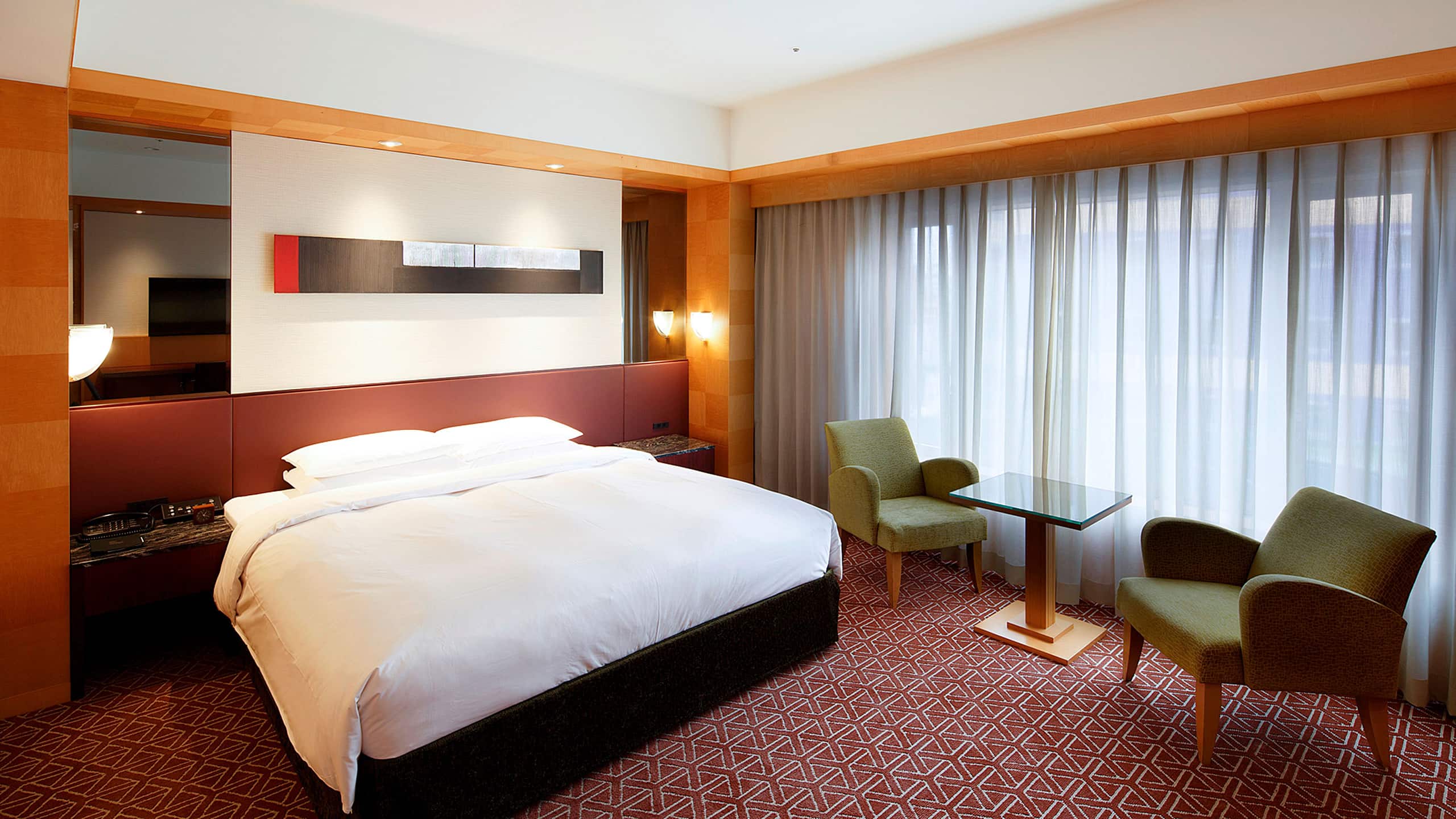 Grand Hyatt Fukuoka - Image 2