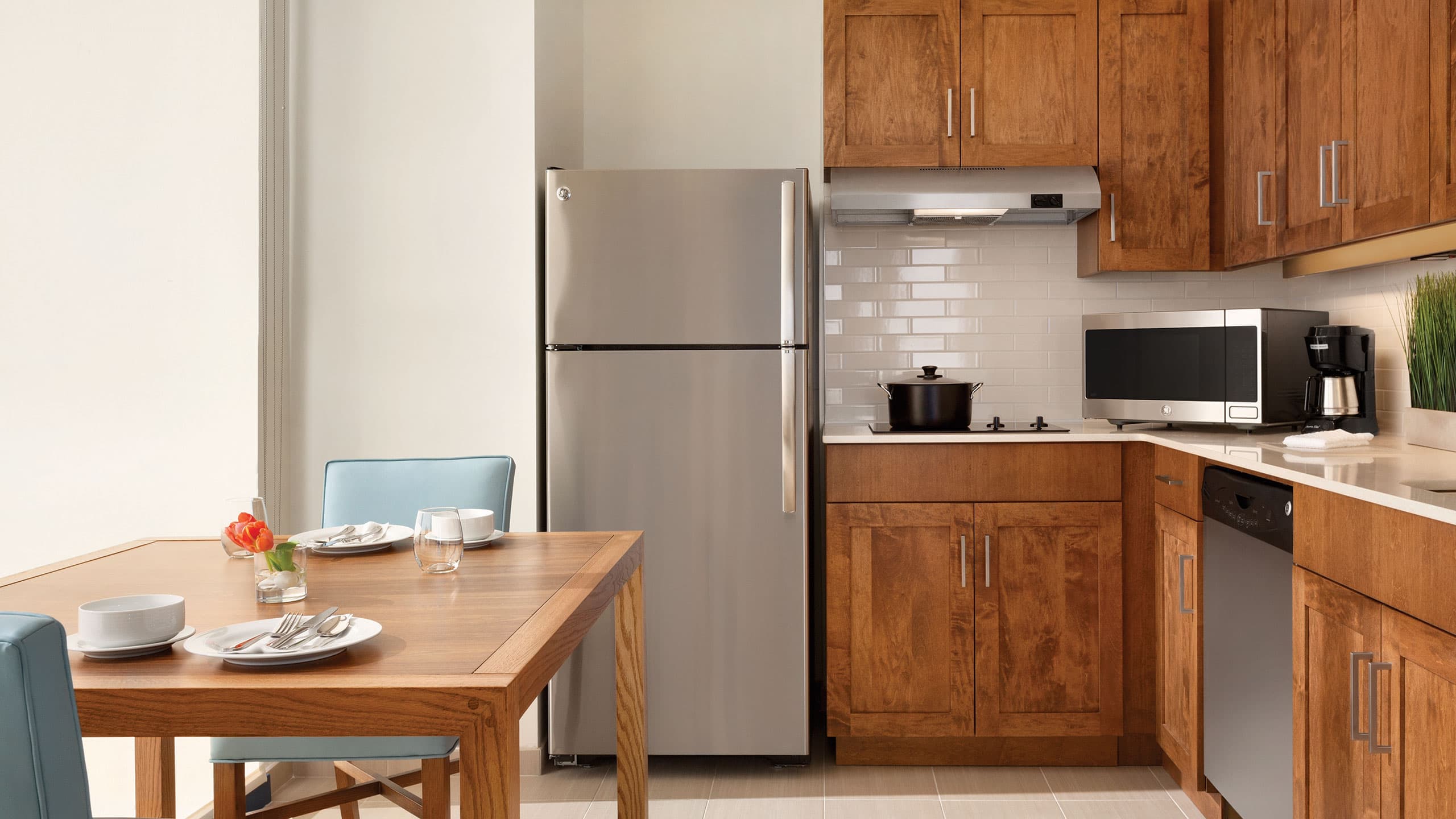 Oceanfront One Bedroom Suite | Two Queen Beds - Image 3