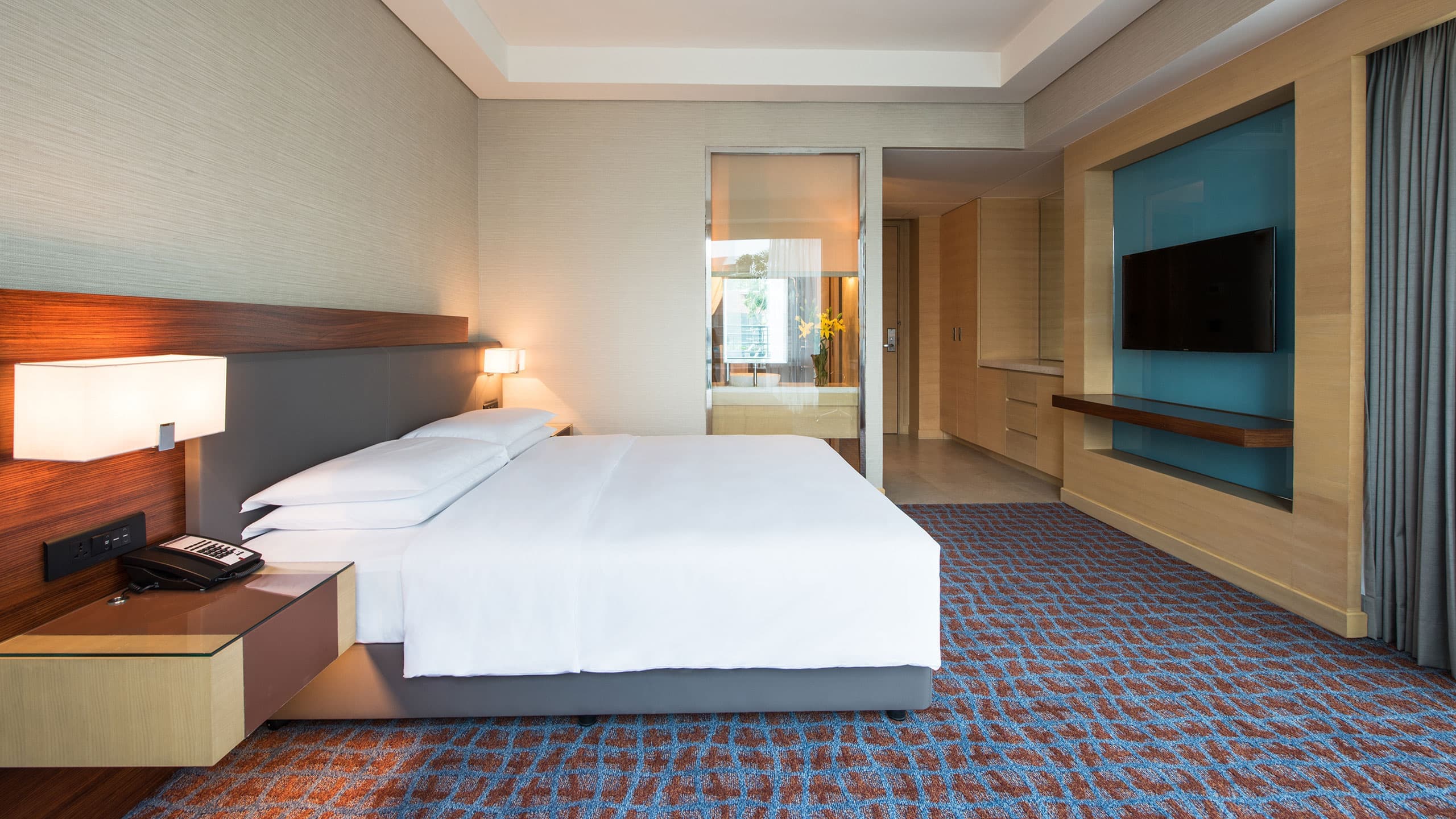 1 King Bed - Image 1