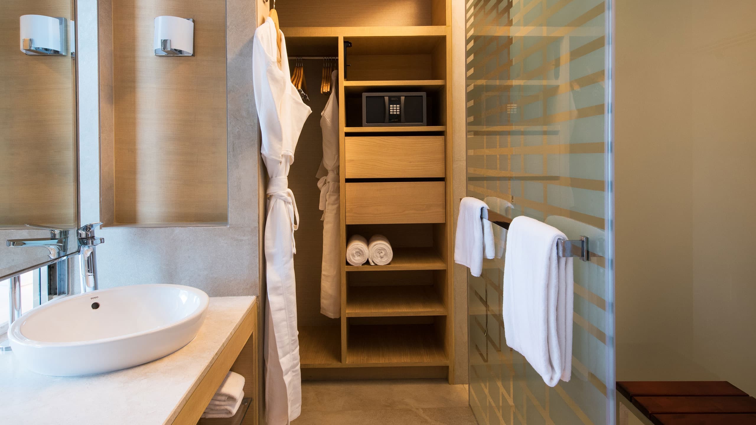 Hyatt Regency Lucknow - Image 3