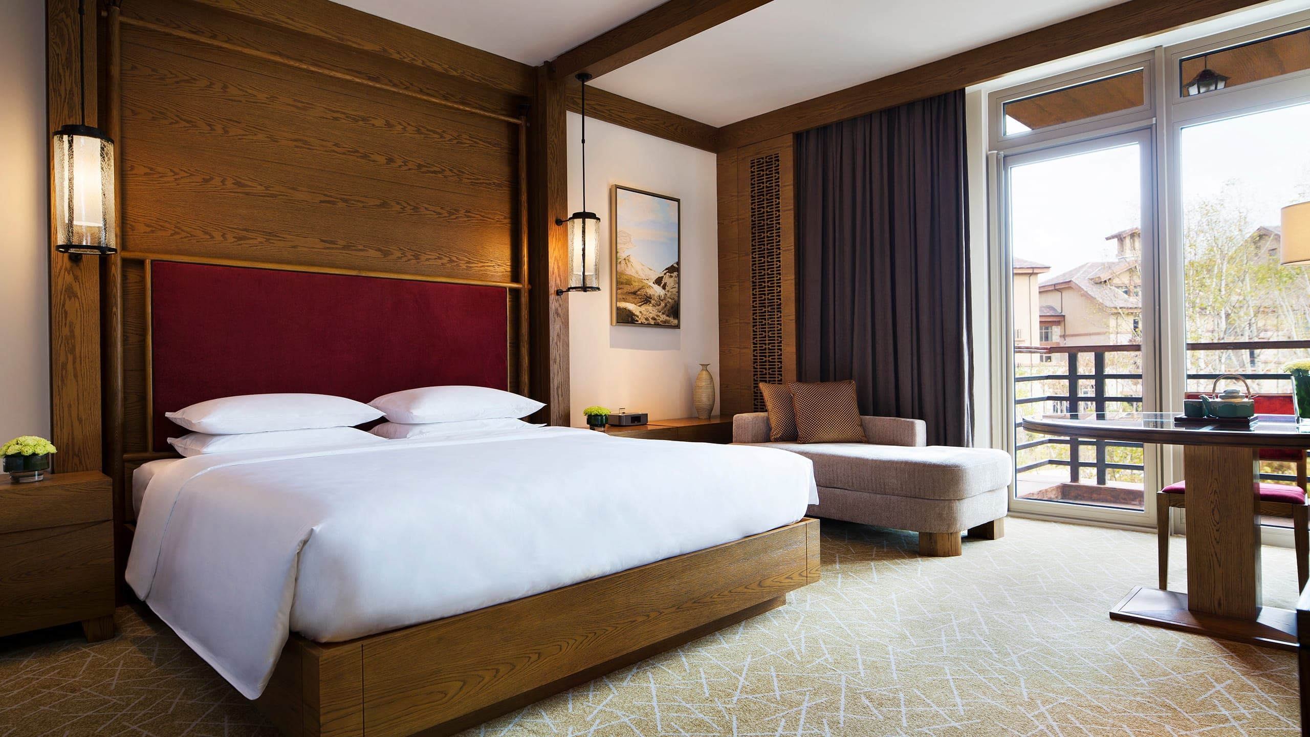 1 King Bed - Image 1