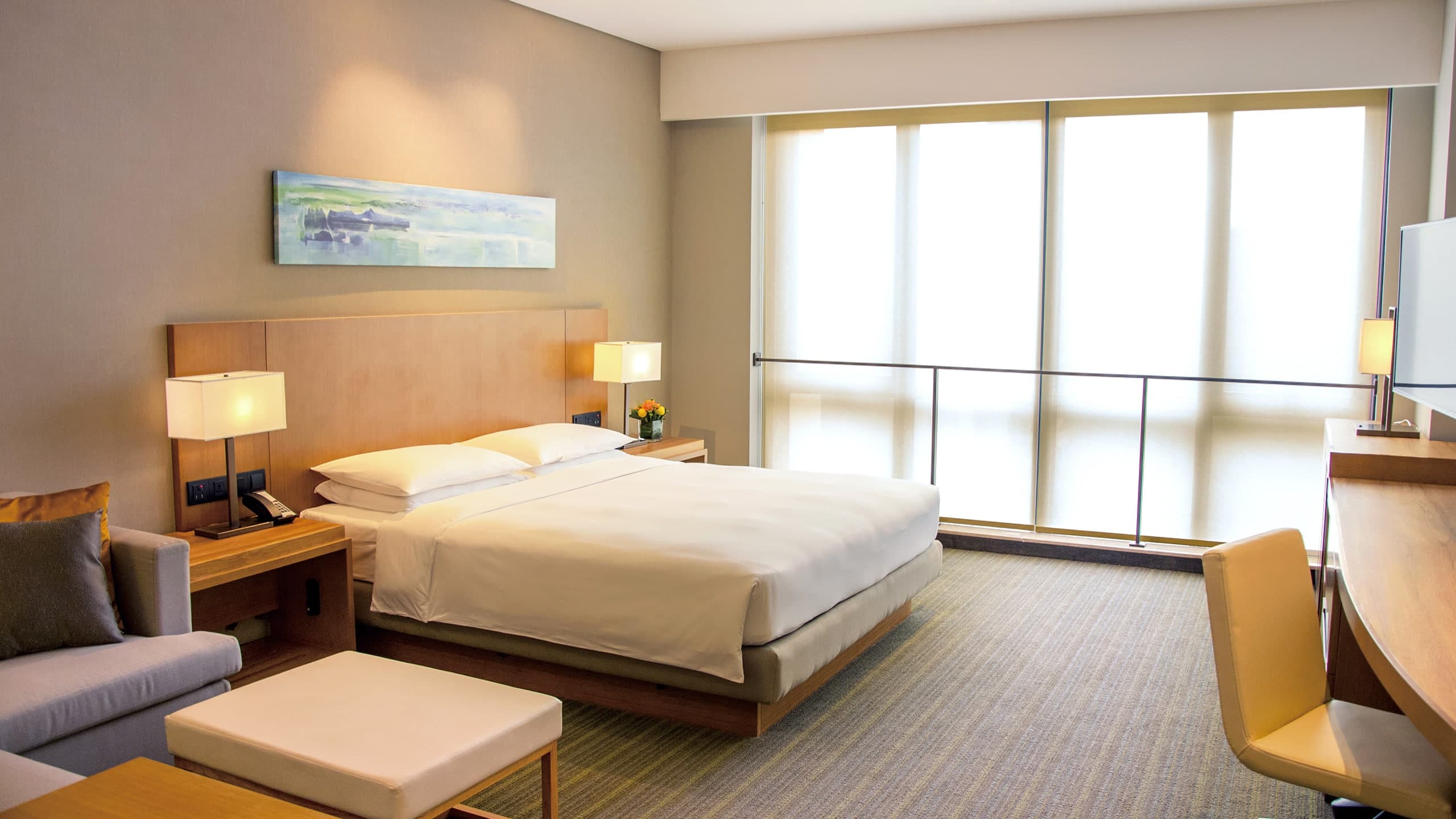 Hyatt Place King Room - Image 1