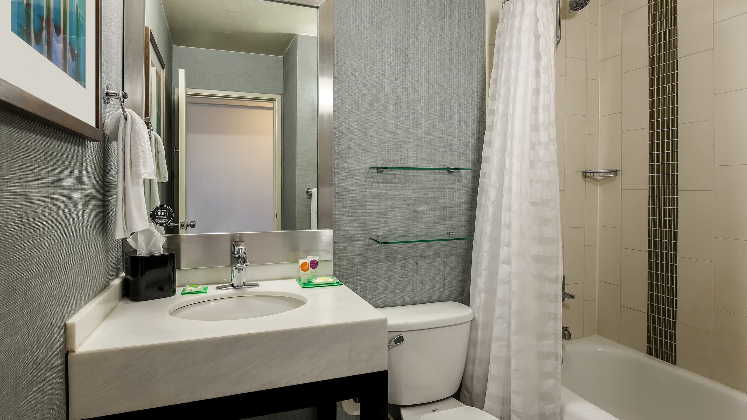 Two Double Beds (no sofa bed) - Image 3