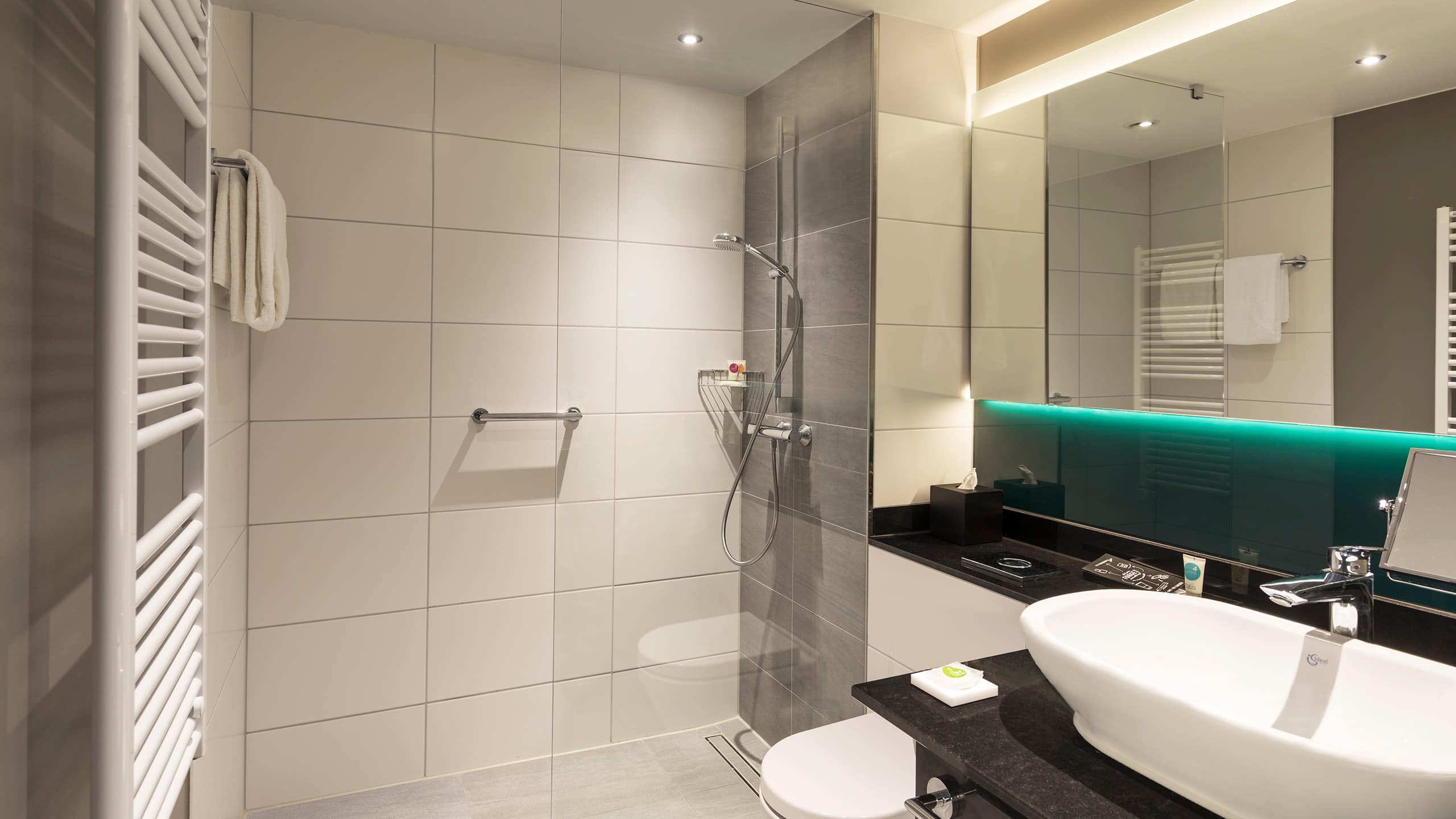 Hyatt Place Frankfurt Airport - Image 5