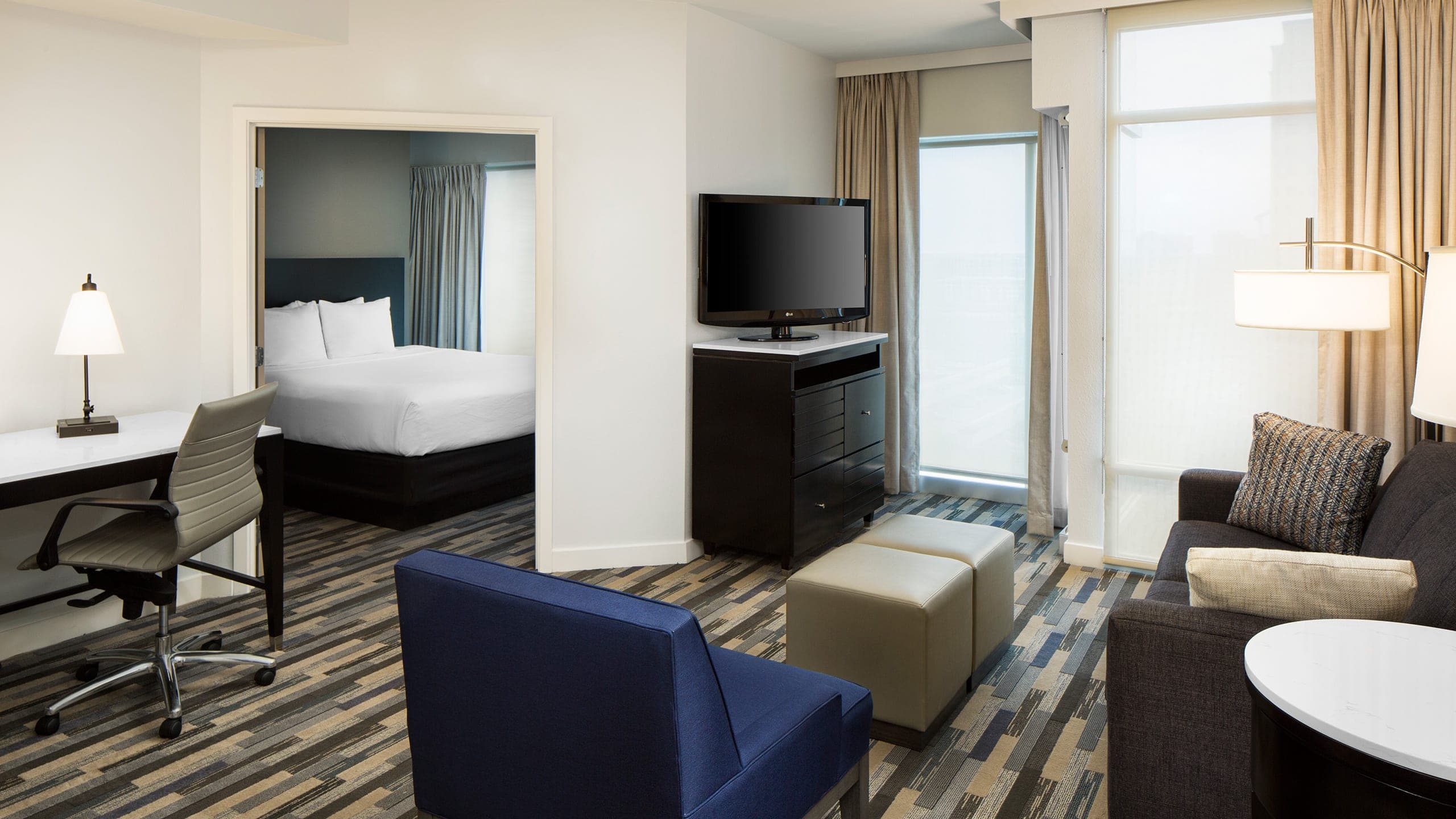 One Bedroom King - Image 1