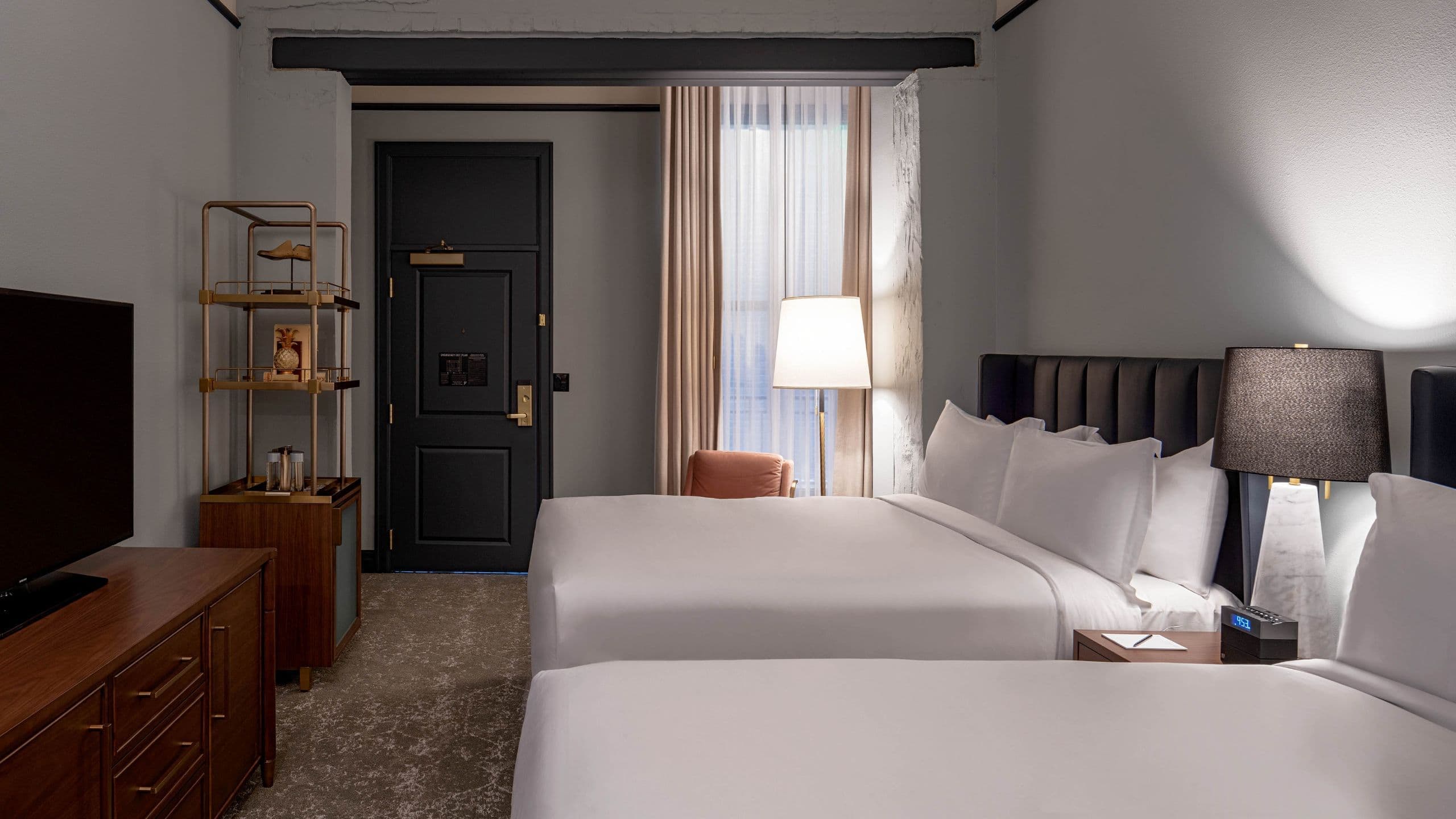 Two Queen Beds - Image 1