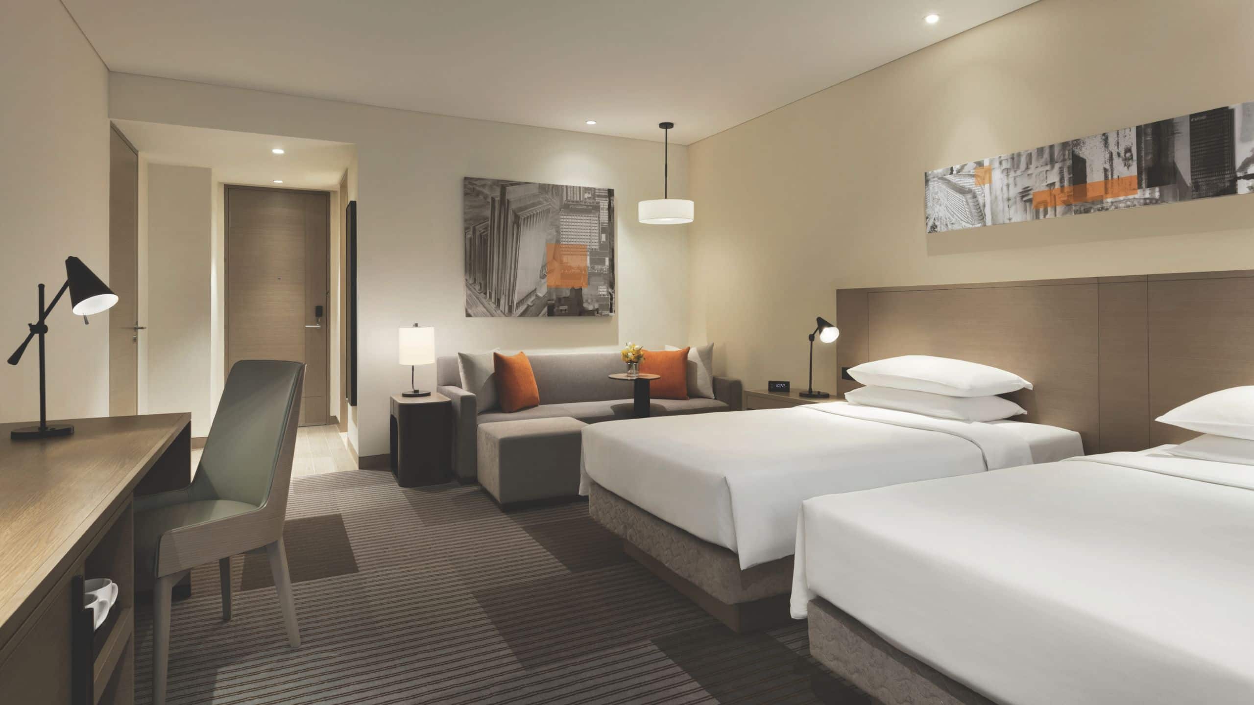 Two Twin Beds with sofa bed - Image 1