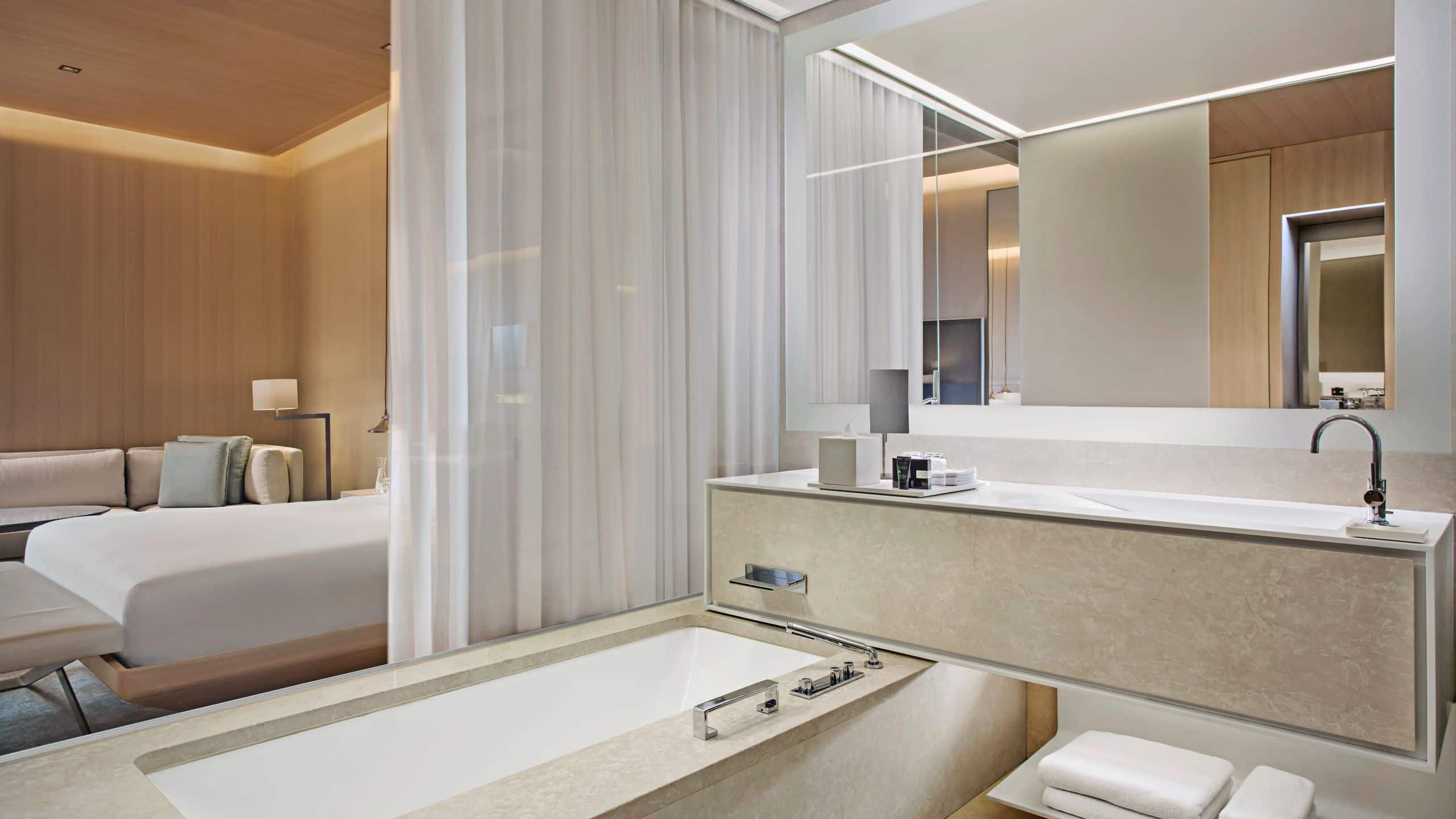 King Suite - Image 6