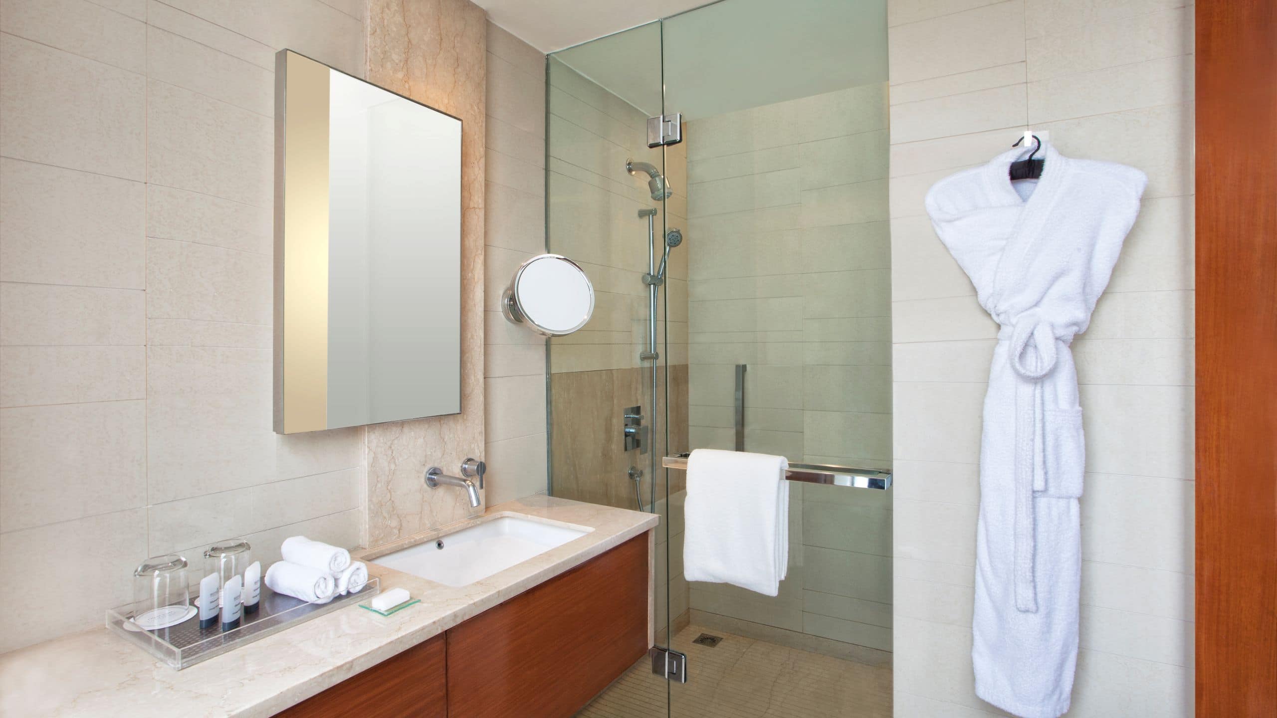 1 King Bed - Image 2