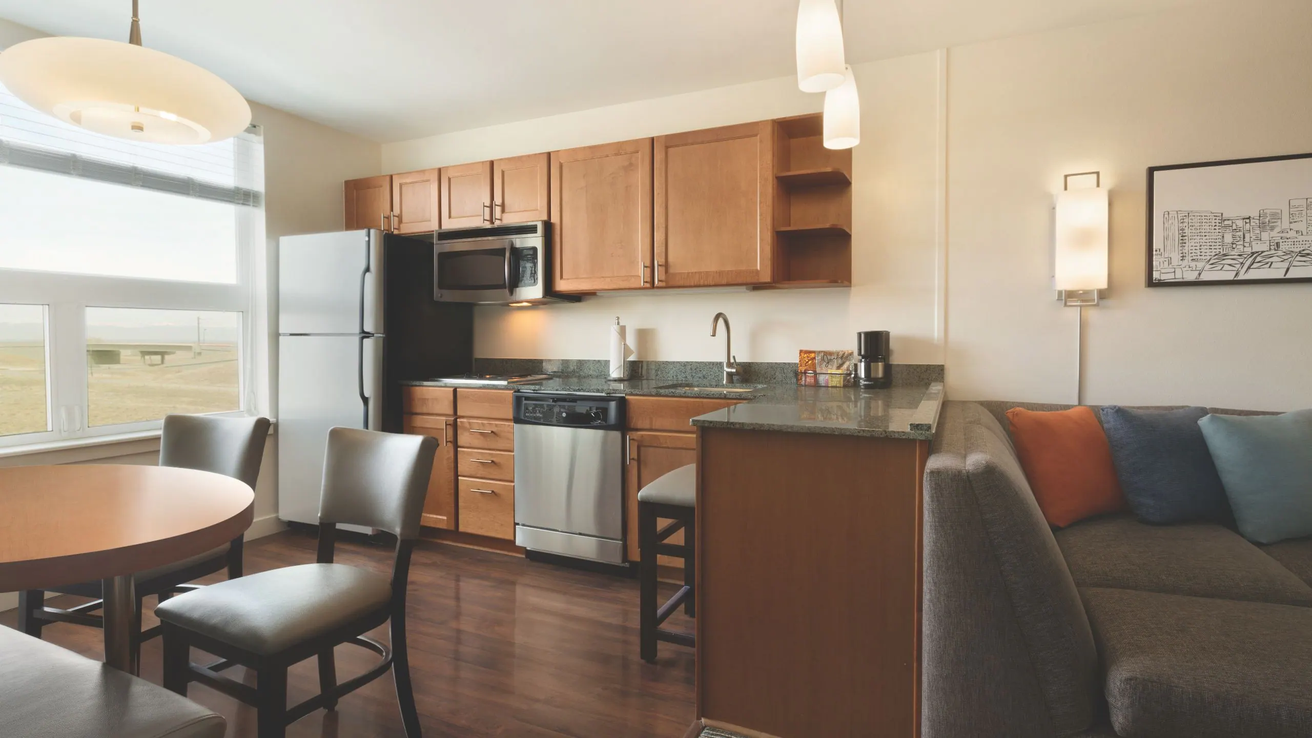Hyatt House Denver Airport - Image 2