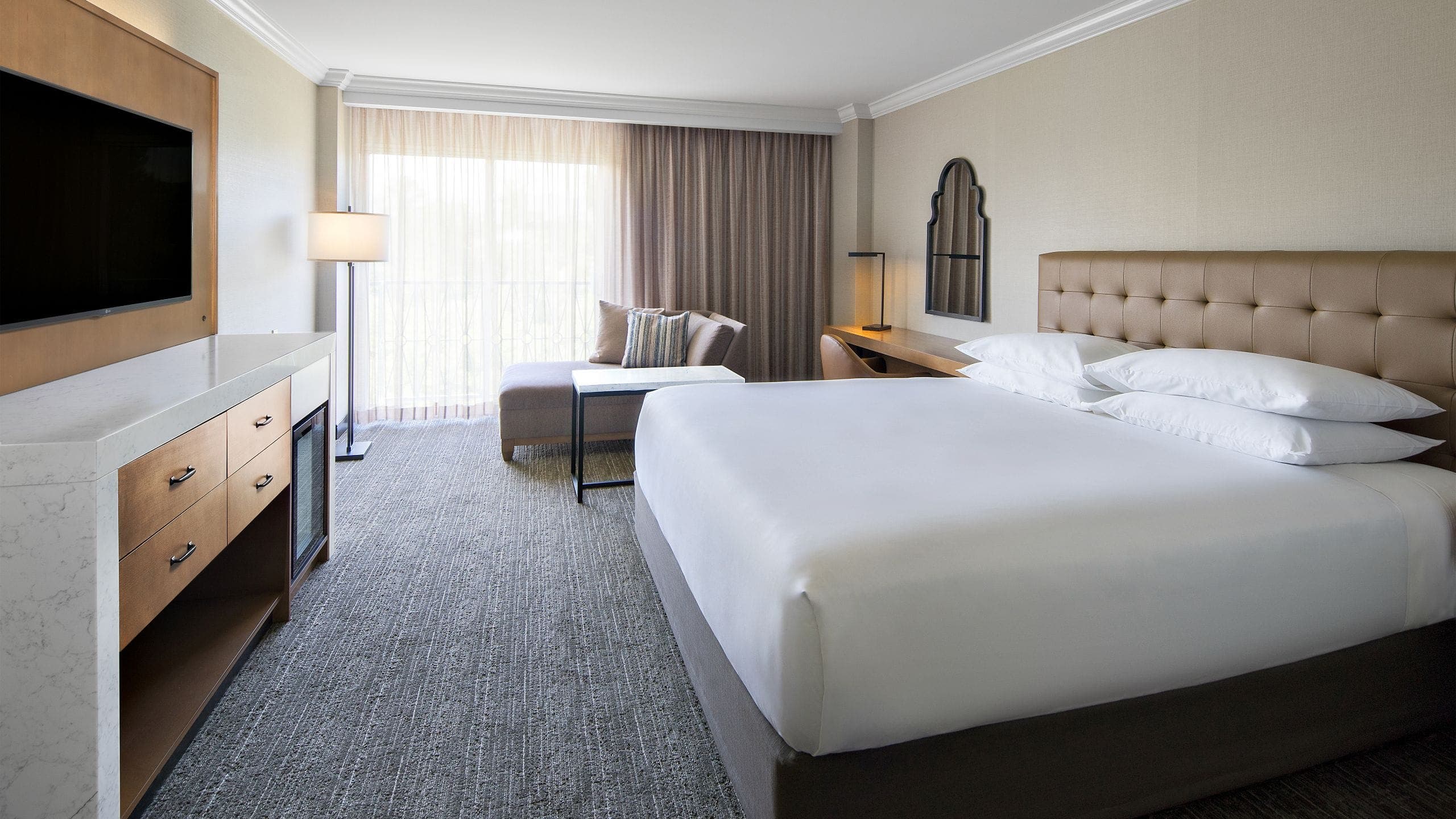 Hyatt Regency Valencia - Image 2