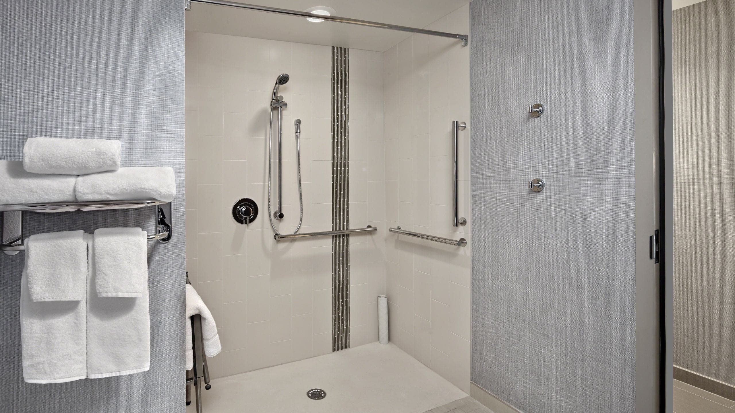 Hyatt Place Warwick Providence Airport - Image 3