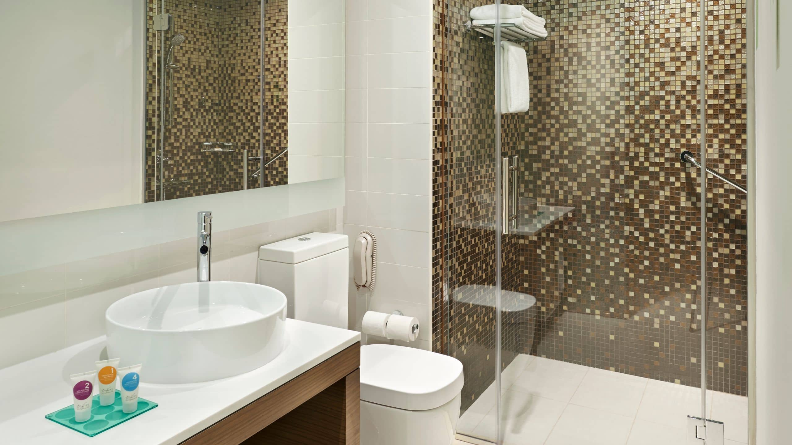 Hyatt Place Dubai Jumeirah - Image 4