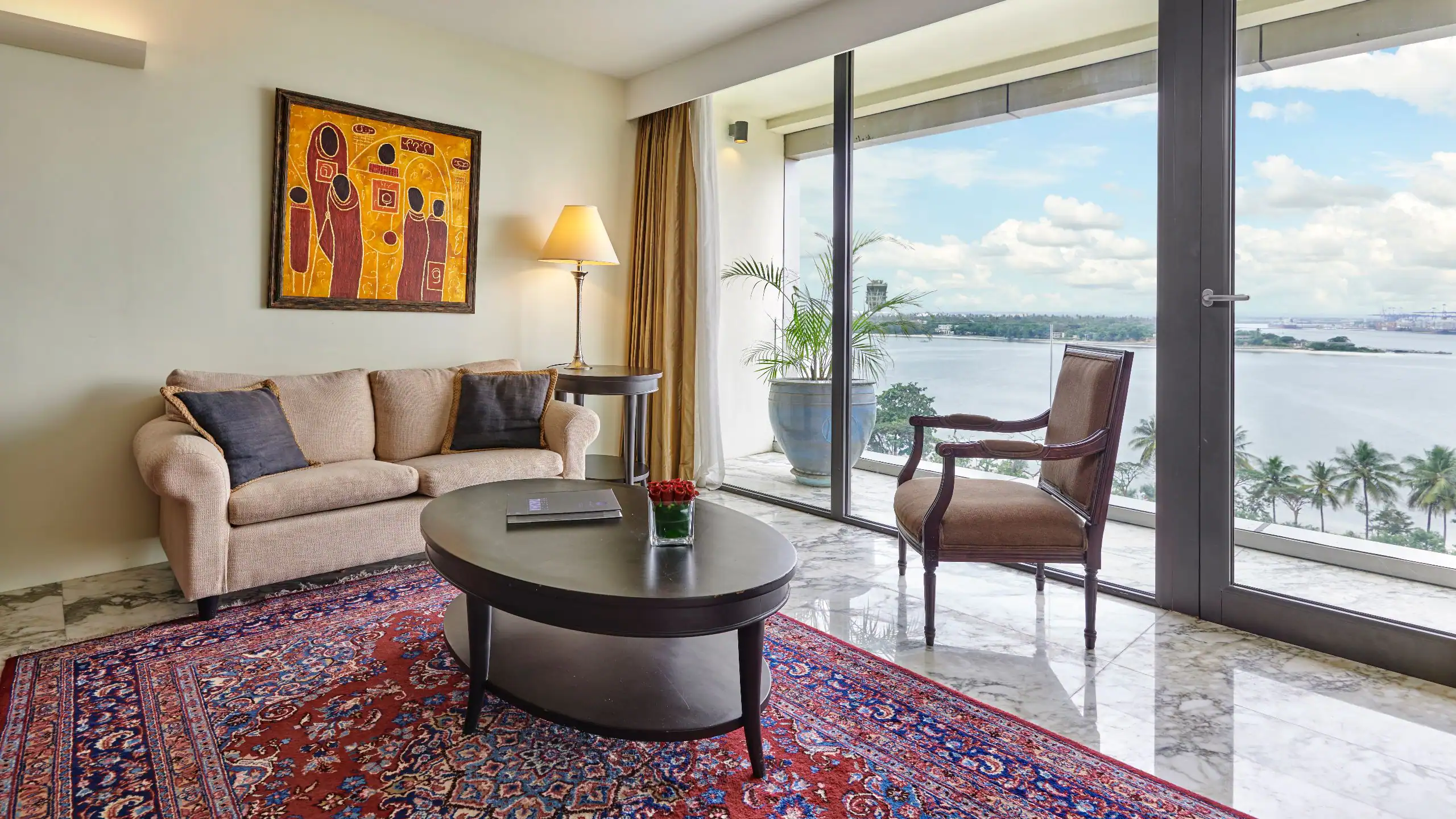 Regency Suite King City View With Balcony - Image 3
