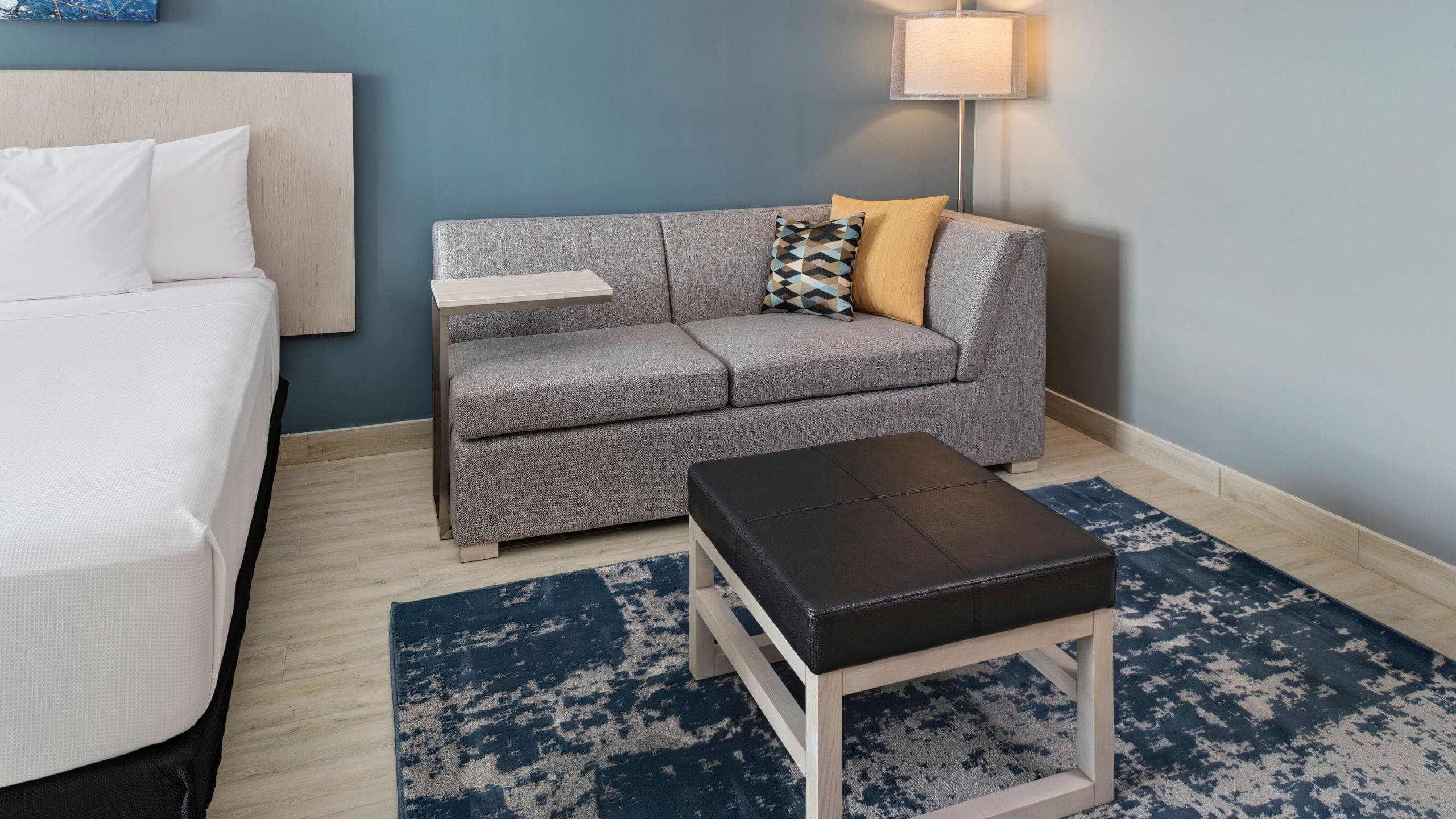 Two Double Beds - Image 3