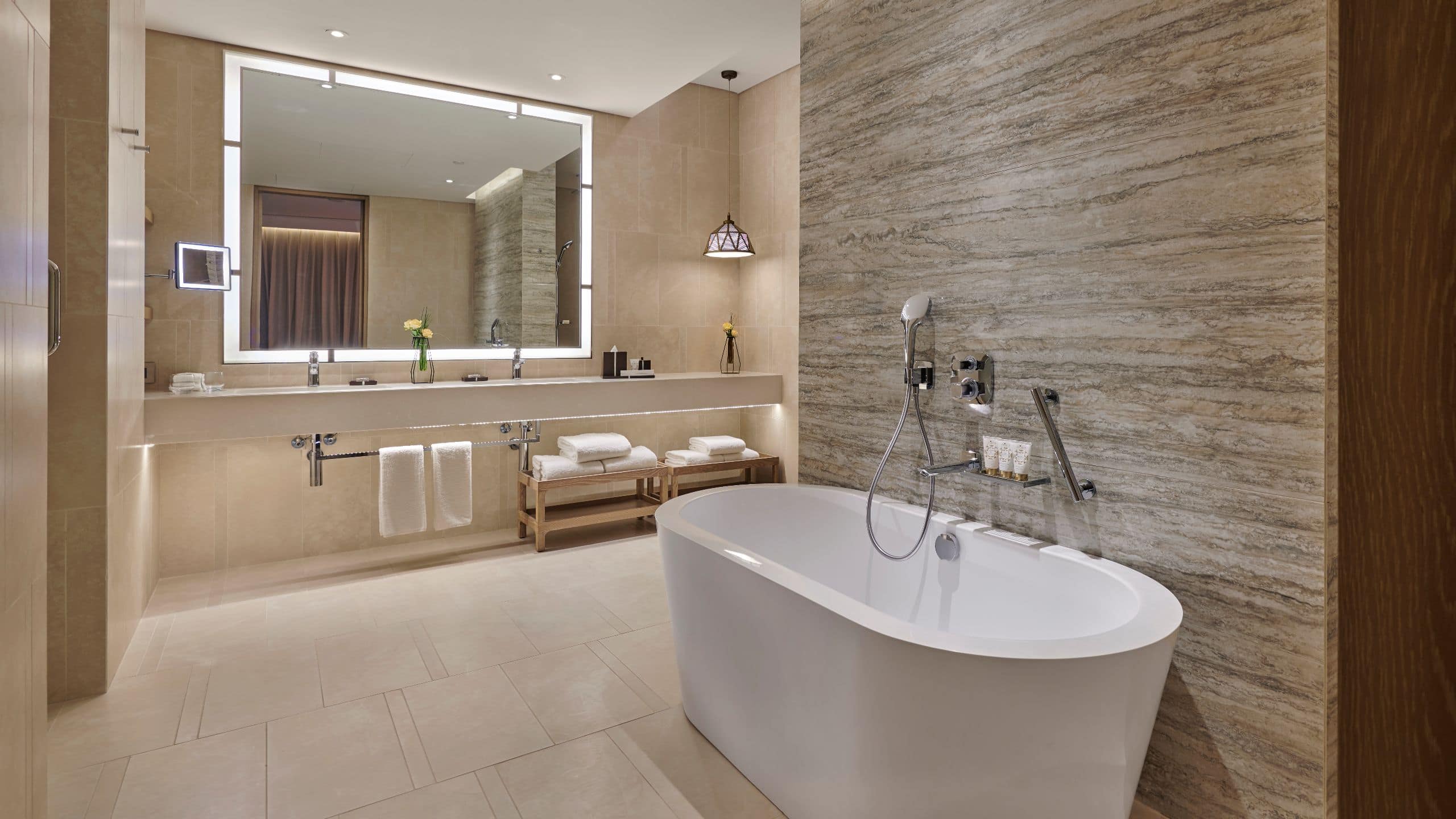 Regency Suite - Image 4