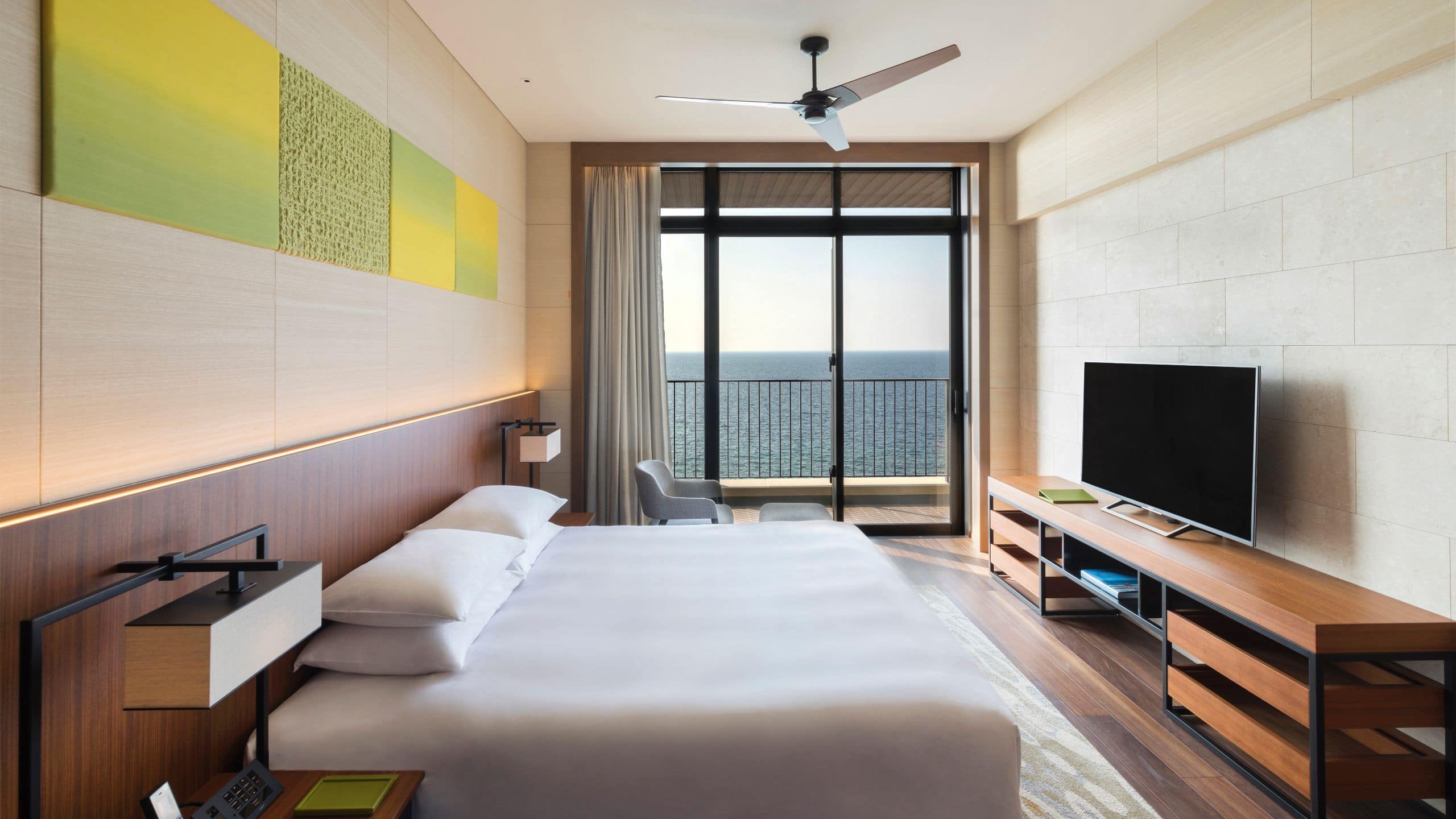 Regency Suite, 1 King Bed - Image 2