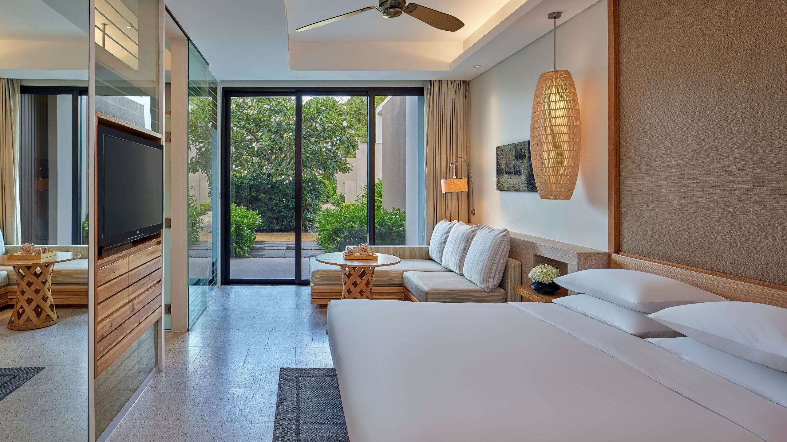 1 King Bed - Image 1