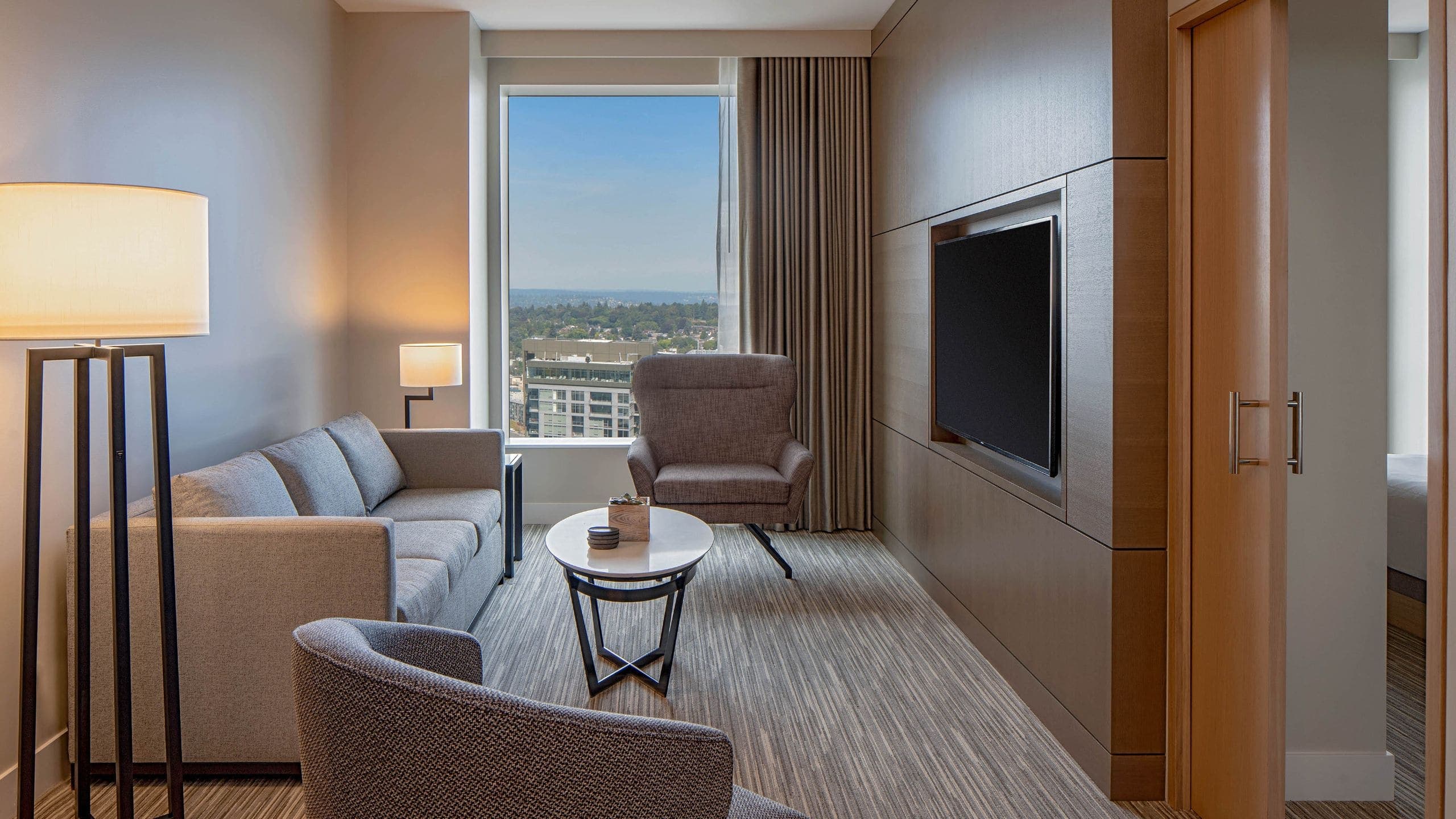 Regency Suite - Image 1