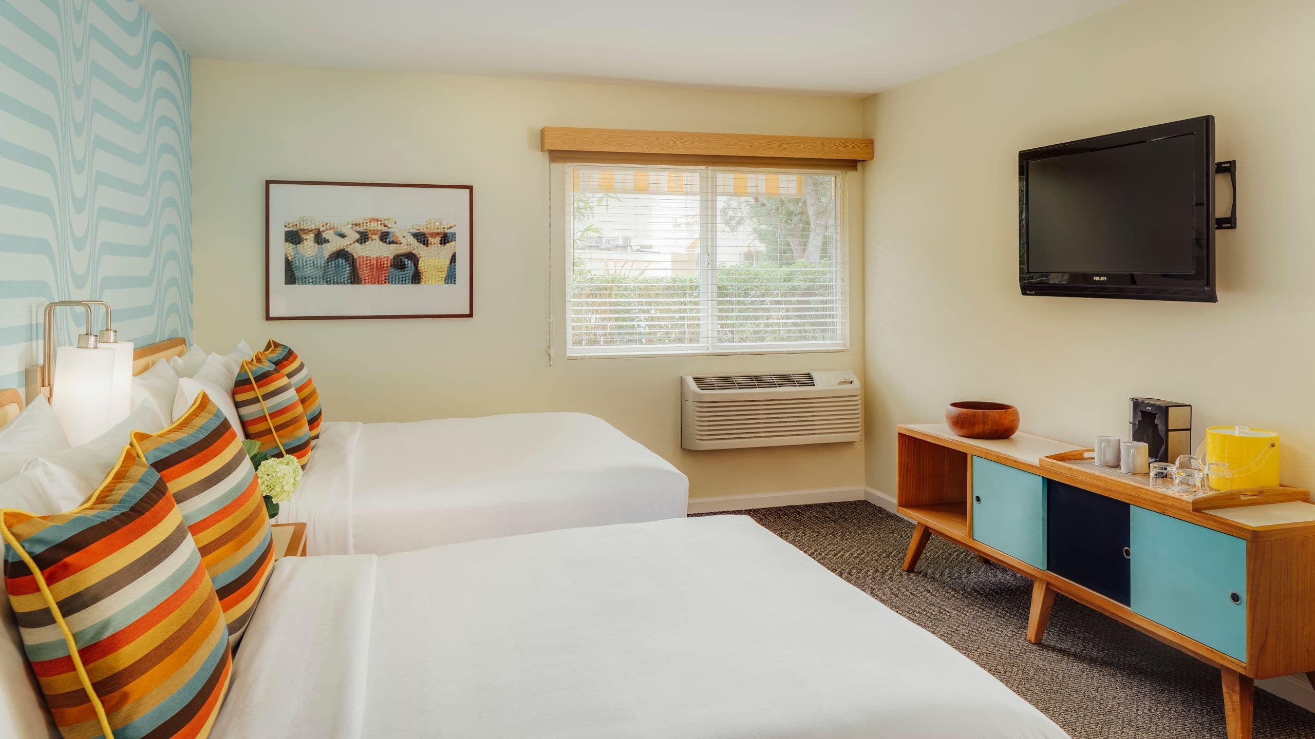 Wild Palms Hotel - Image 5