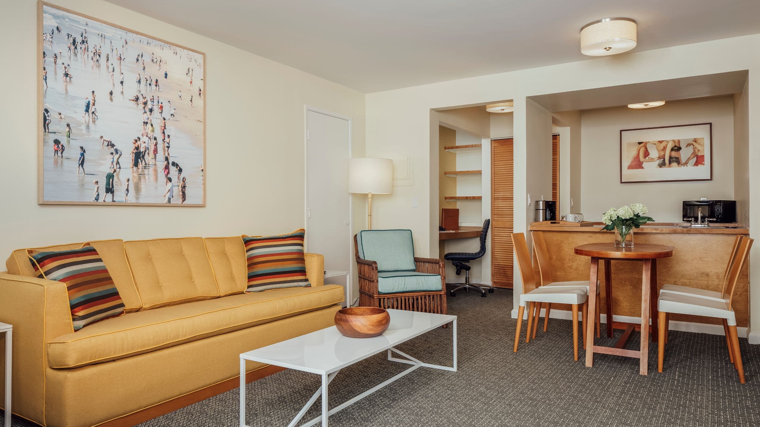 Wild Palms Hotel - Image 4