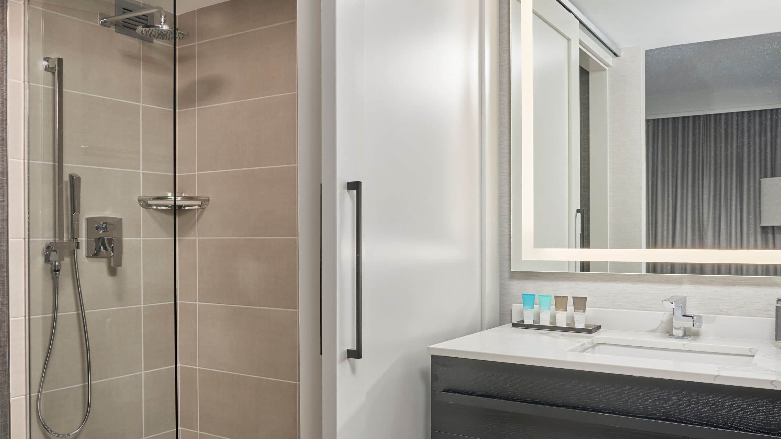 2 Double Beds - Image 3